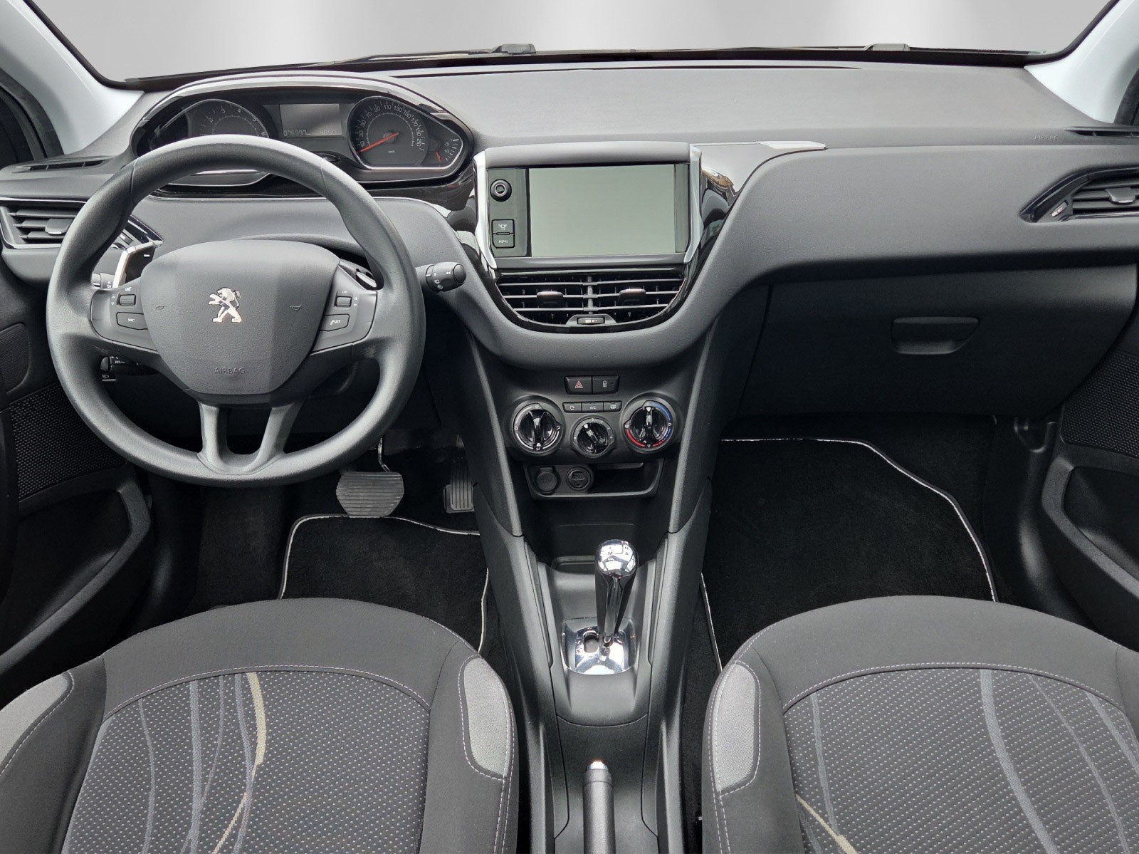 PEUGEOT 208 1.2 e-VTI Active EGS5-image-12
