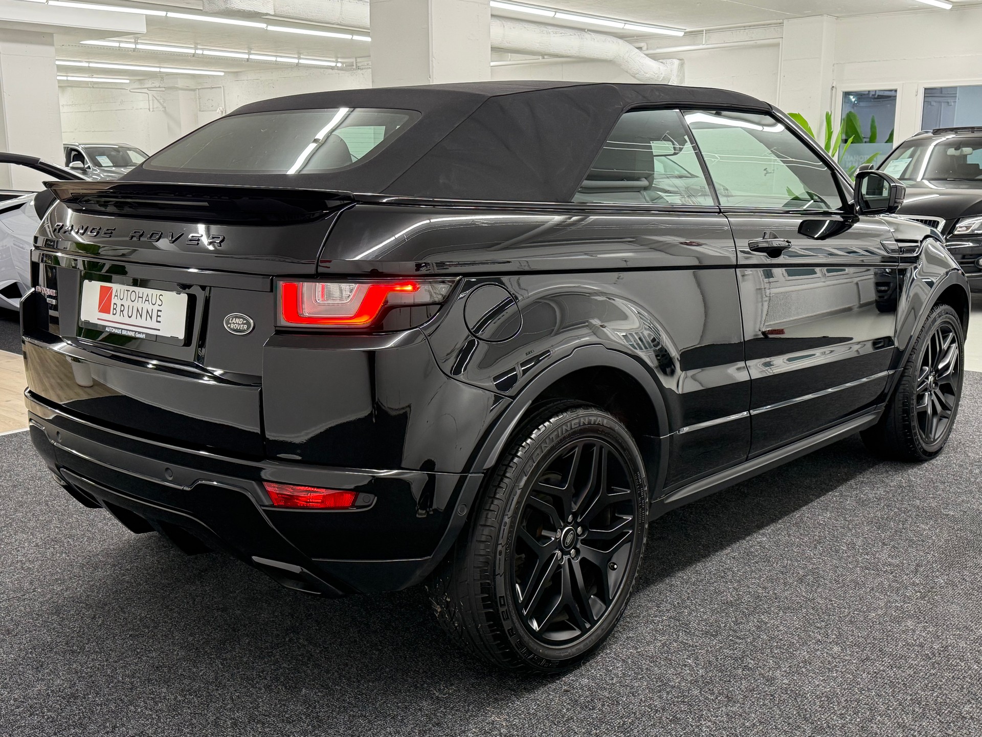 LAND ROVER Range Rover Evoque Conver. 2.0 TD4 HSE Dynamic AT9-image-6