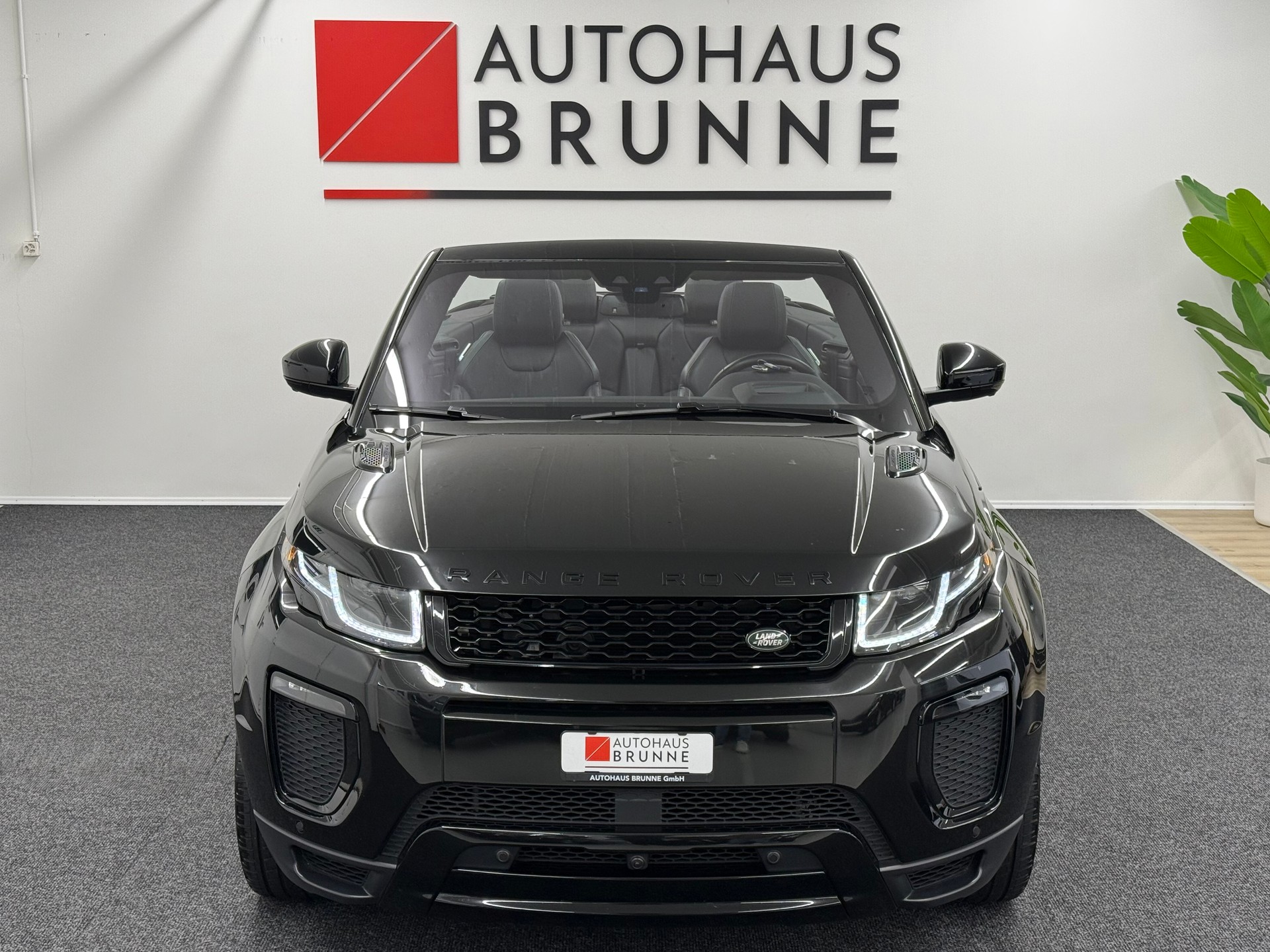 LAND ROVER Range Rover Evoque Conver. 2.0 TD4 HSE Dynamic AT9-image-3