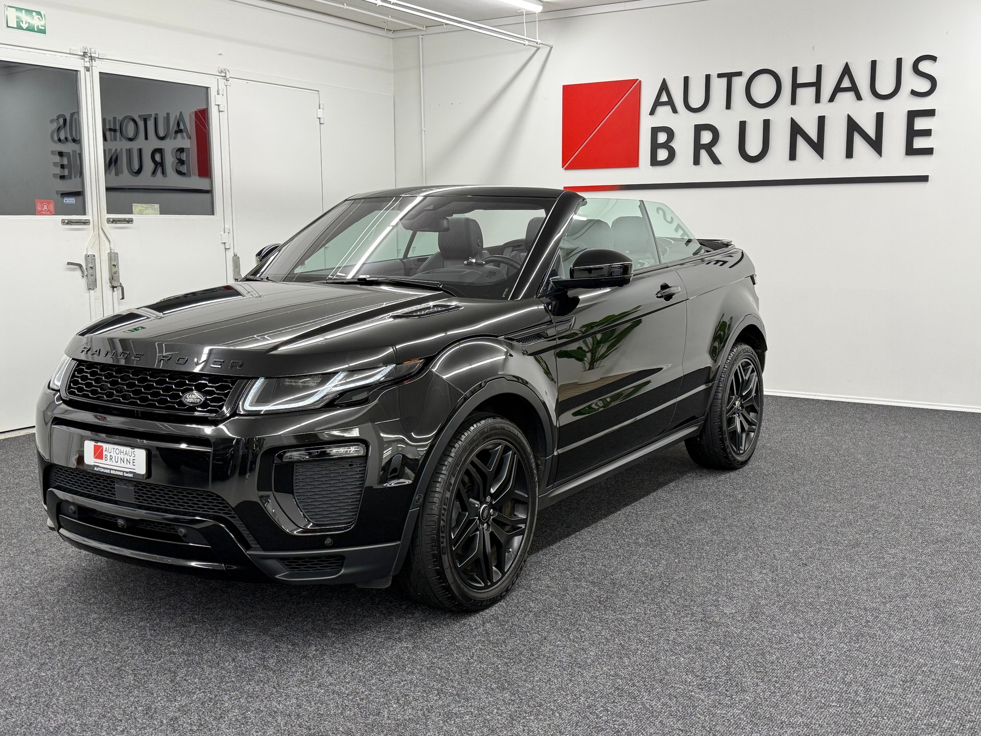 LAND ROVER Range Rover Evoque Conver. 2.0 TD4 HSE Dynamic AT9-image-1