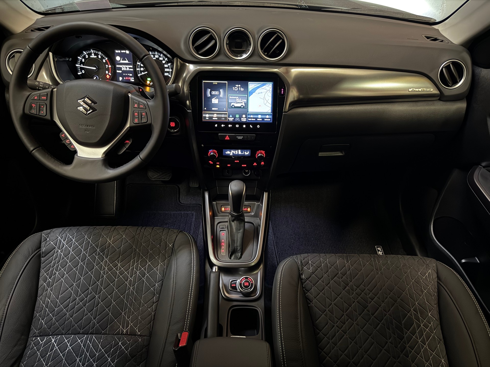 SUZUKI Vitara 1.4 Boosterjet Compact Top 4x4 Hybrid Automatic-image-14