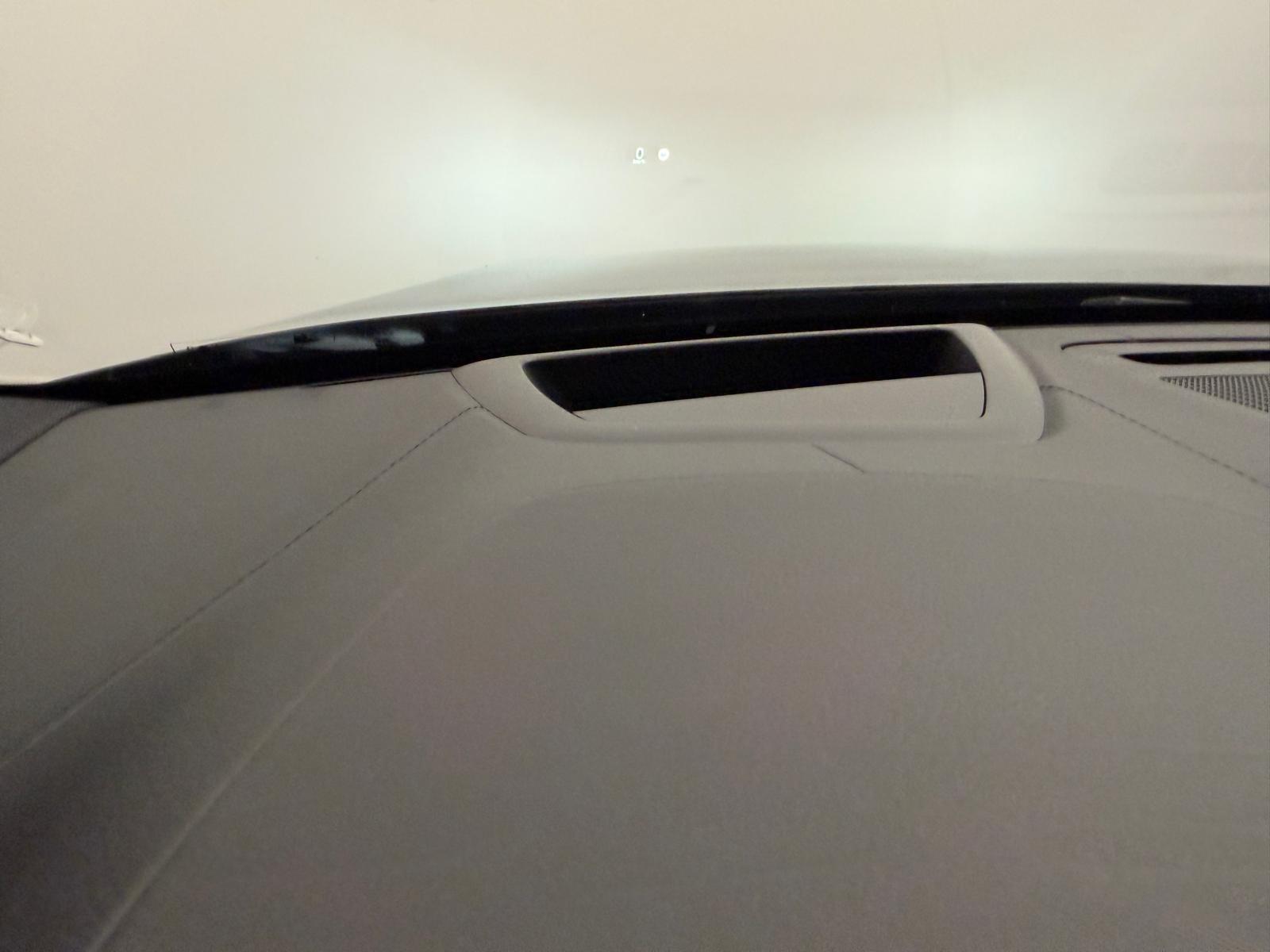 VOLVO V60 2.0 B5 R-Design AWD-image-20
