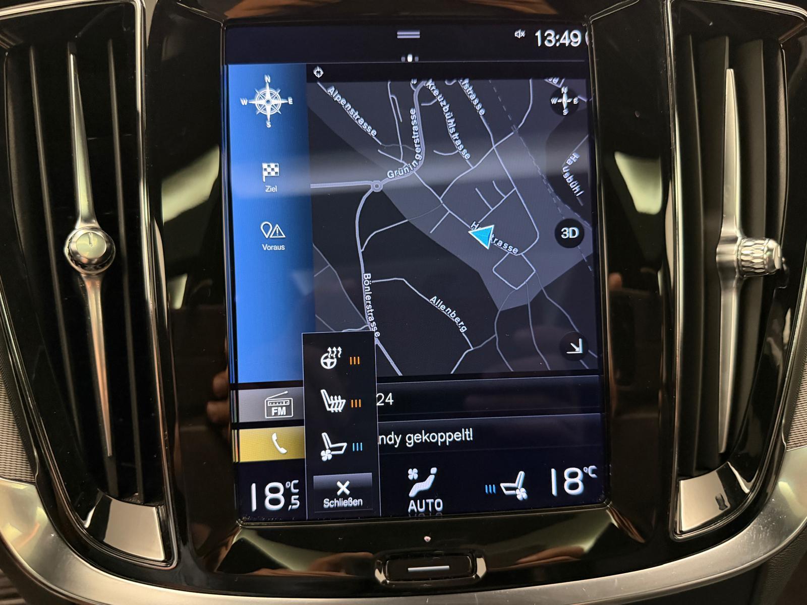 VOLVO V60 2.0 B5 R-Design AWD-image-24