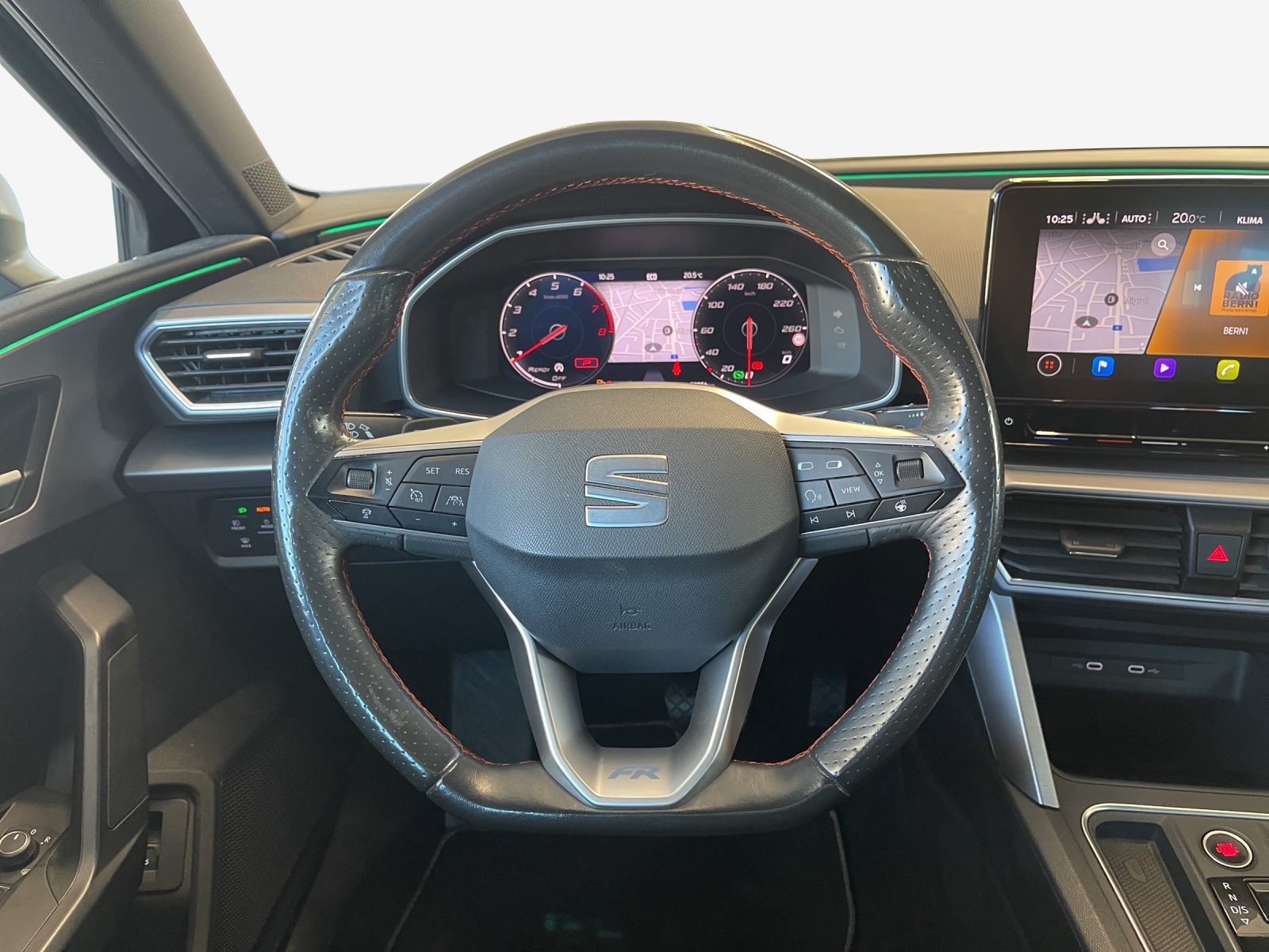 SEAT Leon ST 1.5 eTSI mHEV DSG Hola FR-image-9
