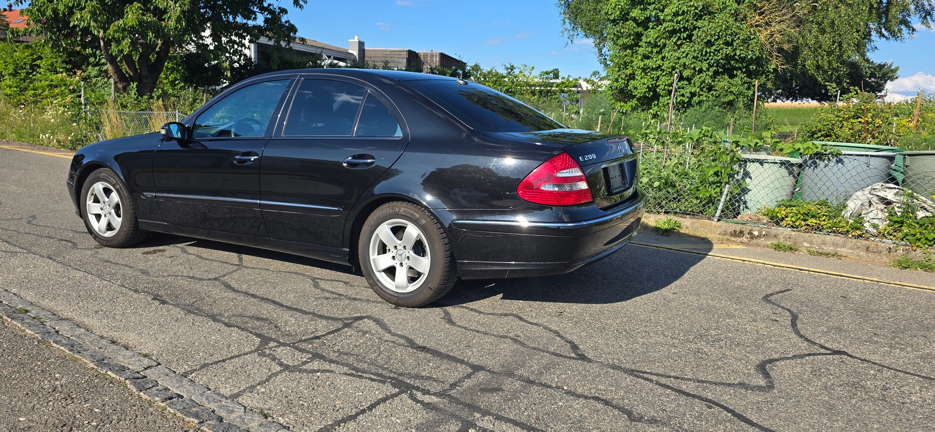 MERCEDES-BENZ E 200 Kompressor Avantgarde-image-5