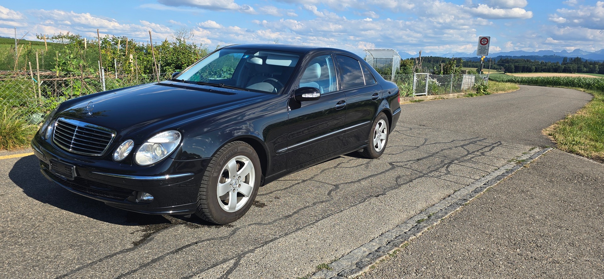 MERCEDES-BENZ E 200 Kompressor Avantgarde-image-3