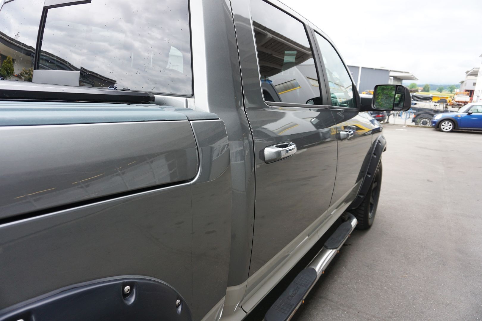 DODGE Ram Laramie-image-9