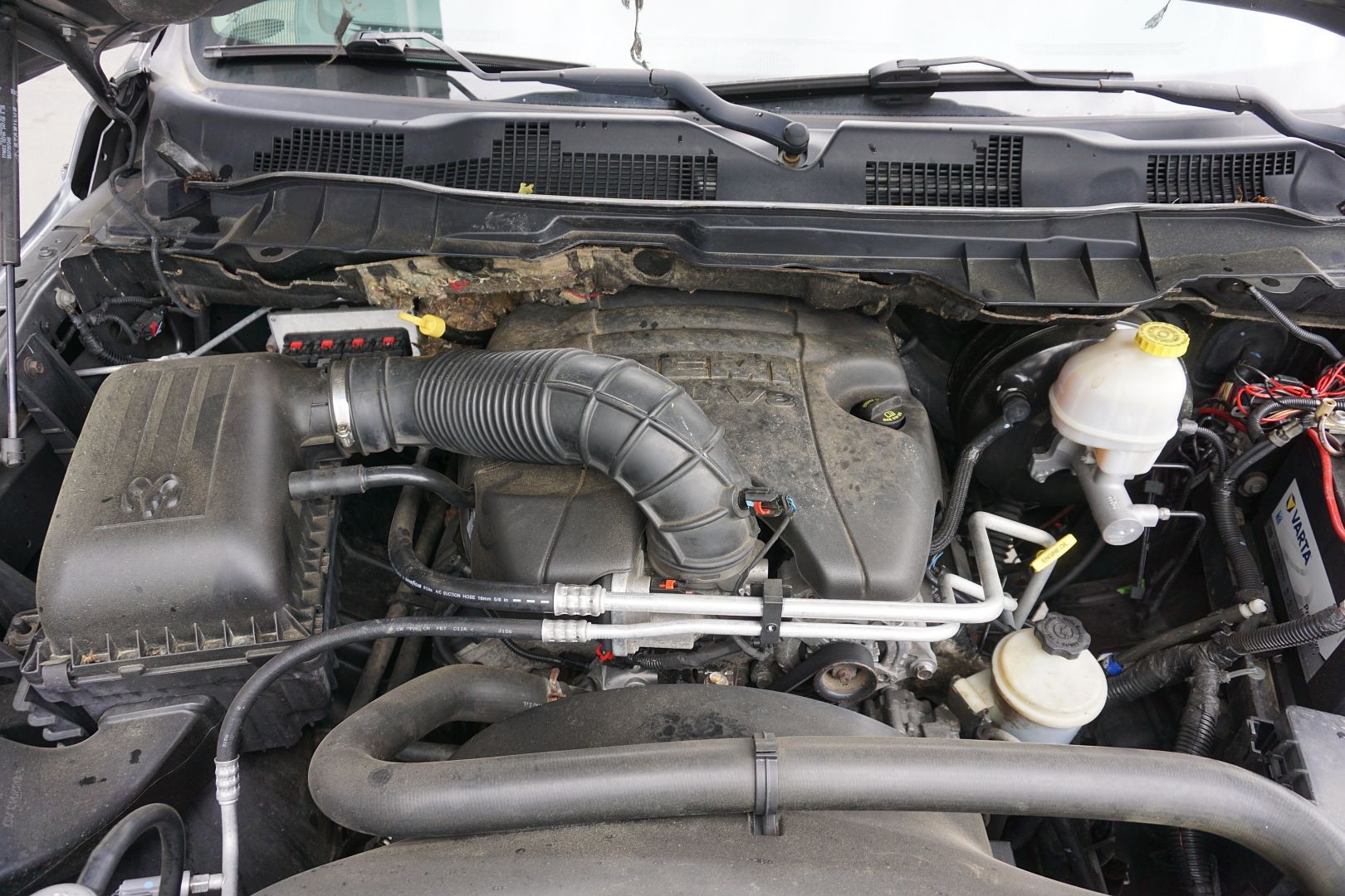 DODGE Ram Laramie-image-19