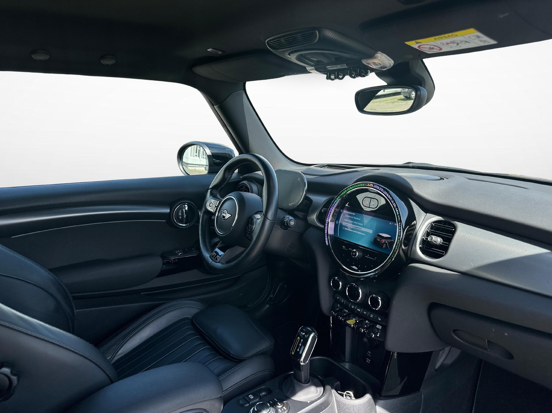 MINI F56 Cooper SE-image-9