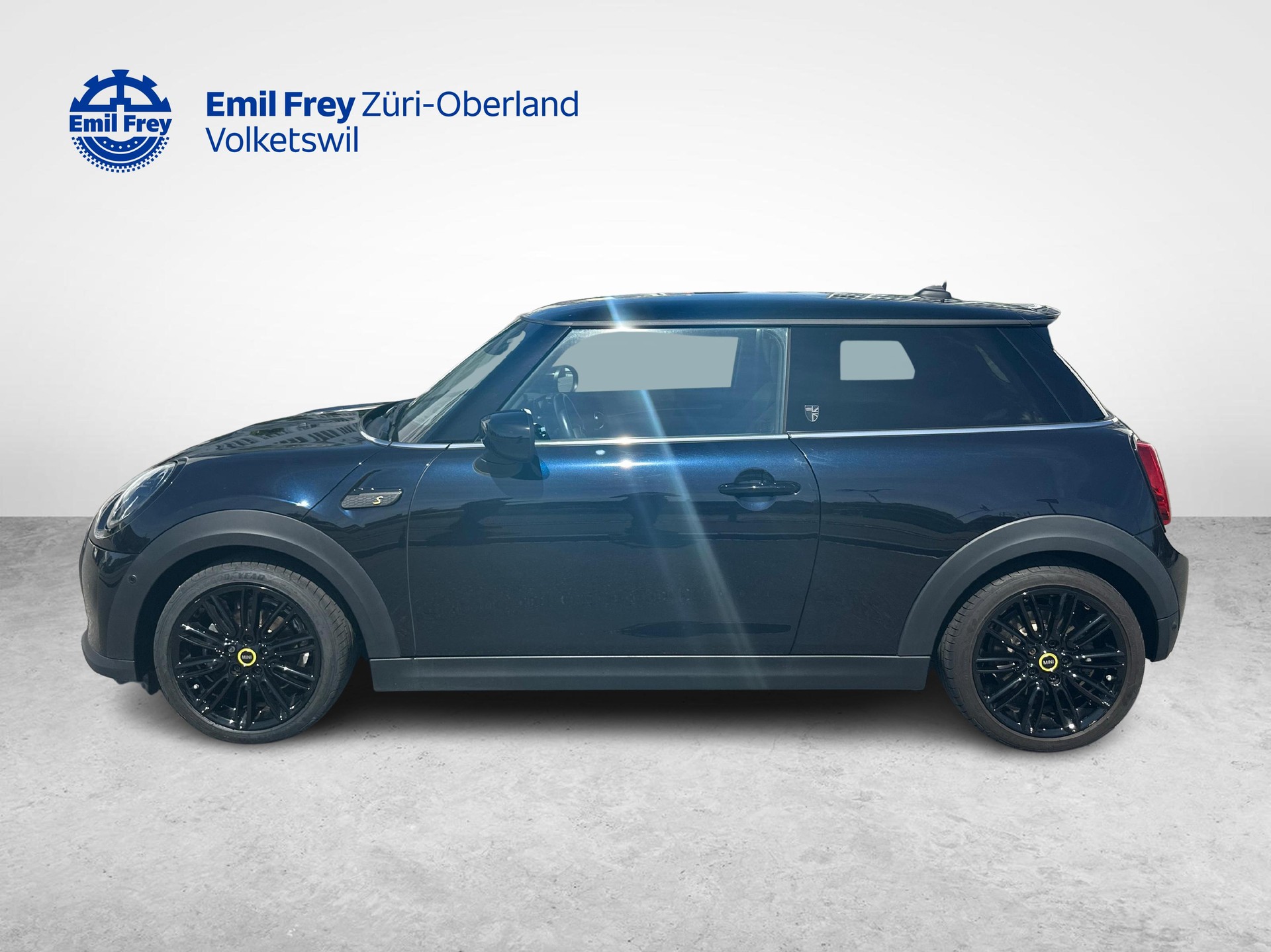MINI F56 Cooper SE-image-1