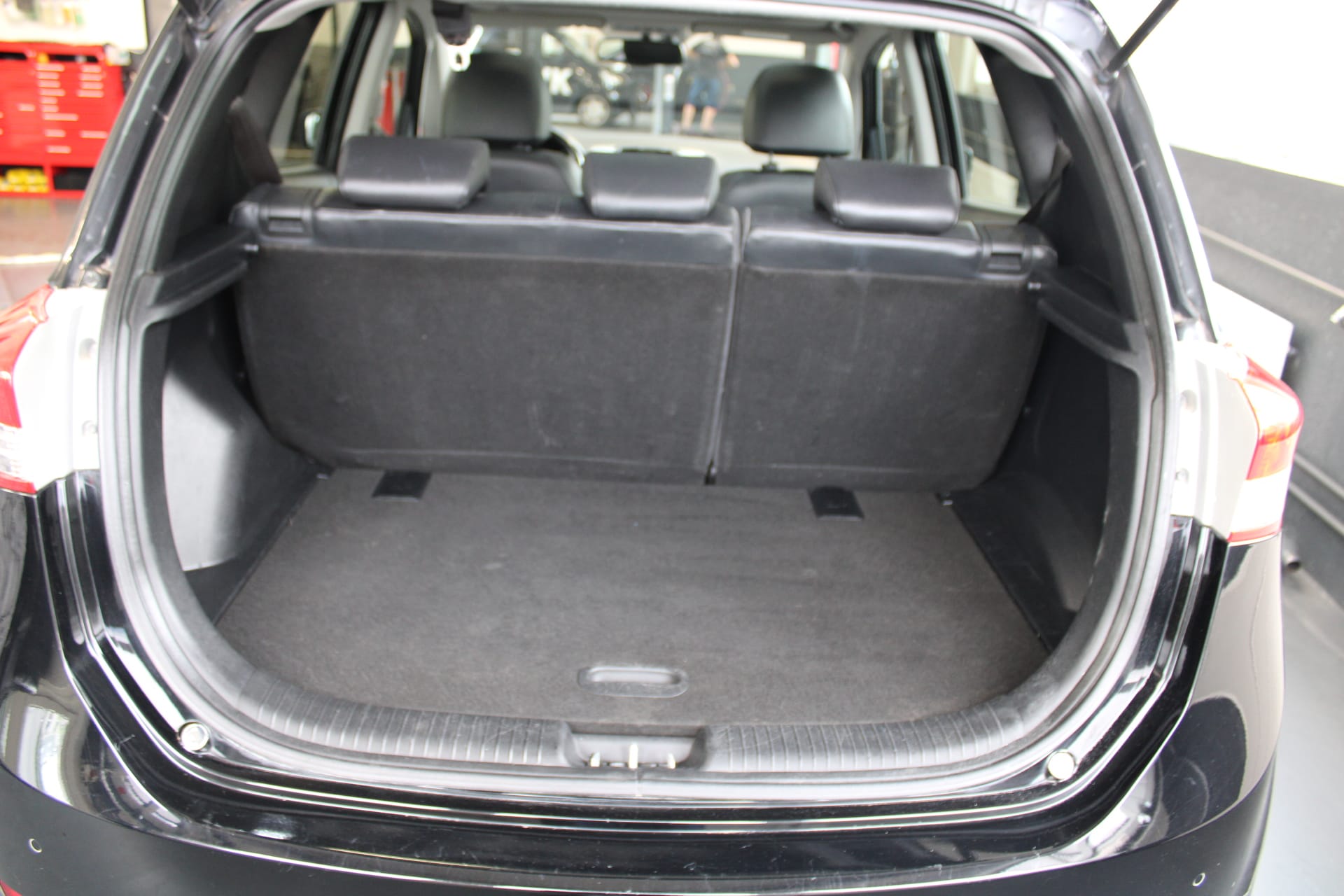 HYUNDAI iX20 1.6 Premium Automatic-image-10