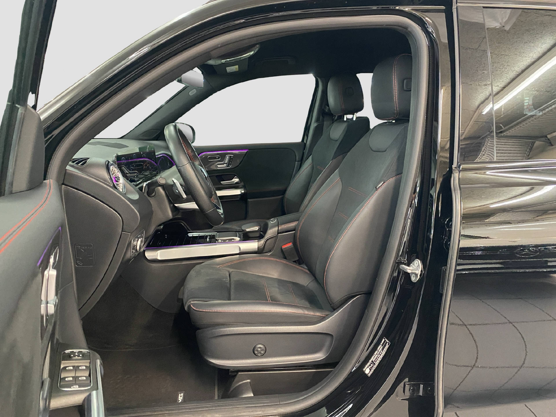 MERCEDES-BENZ GLB 250 AMG Line 4MATIC-image-6