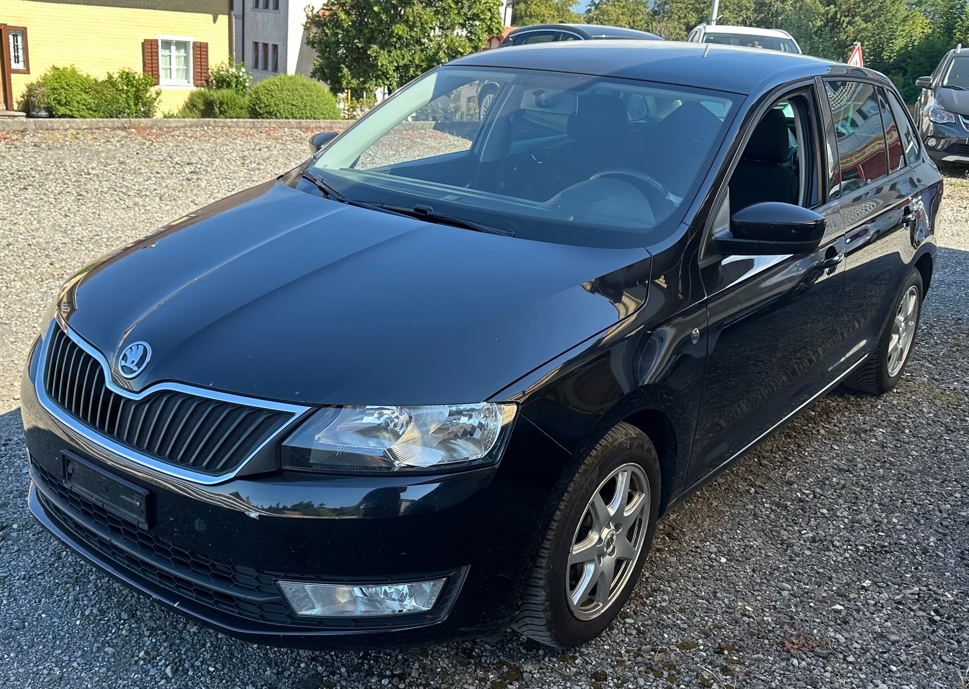 SKODA Rapid Spaceback 1.6 TDI Ambition-image-0