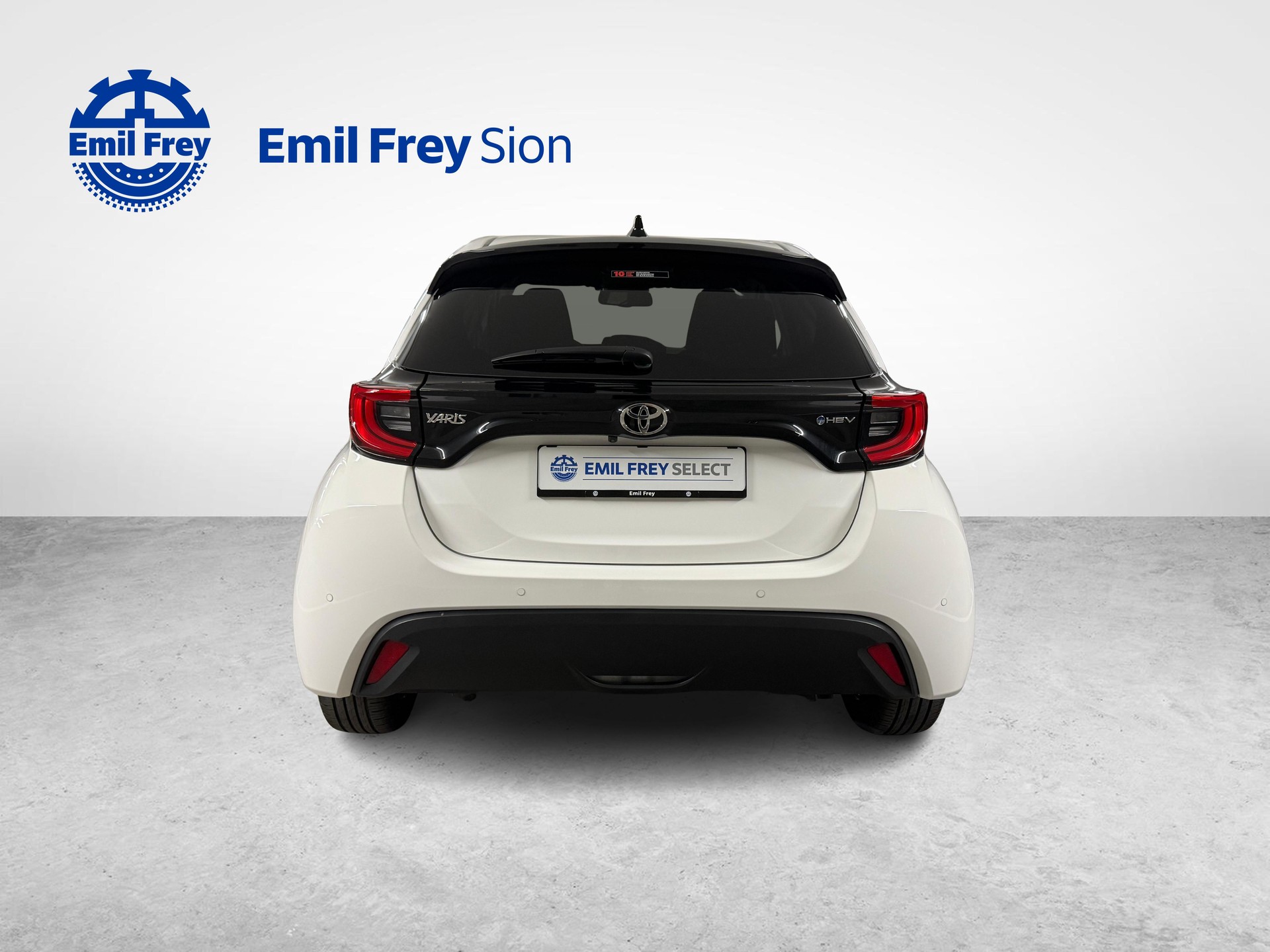 TOYOTA Yaris 1.5 VVT-i HSD Trend-image-6