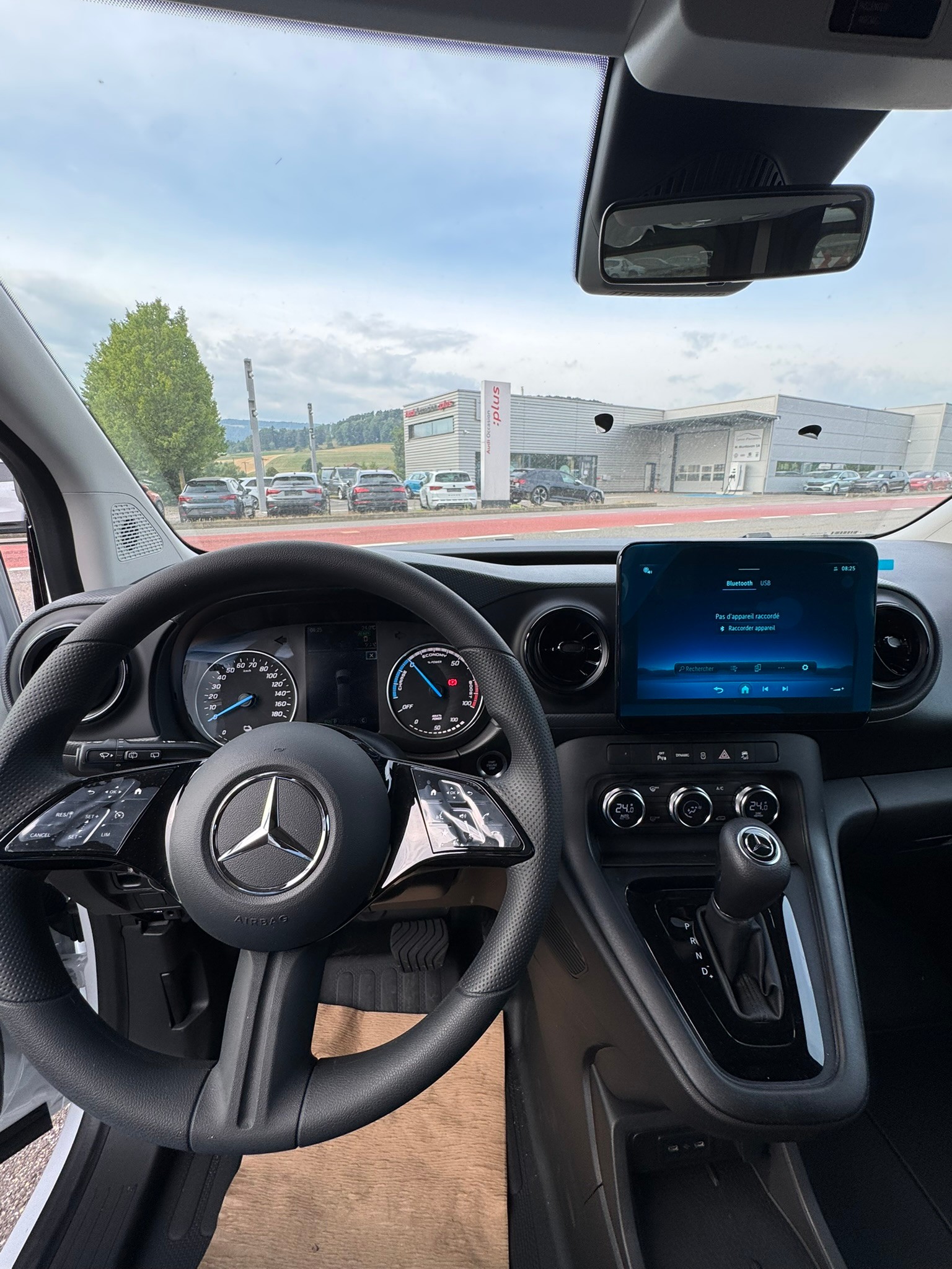 MERCEDES-BENZ eCitan 45kWh Base-image-8