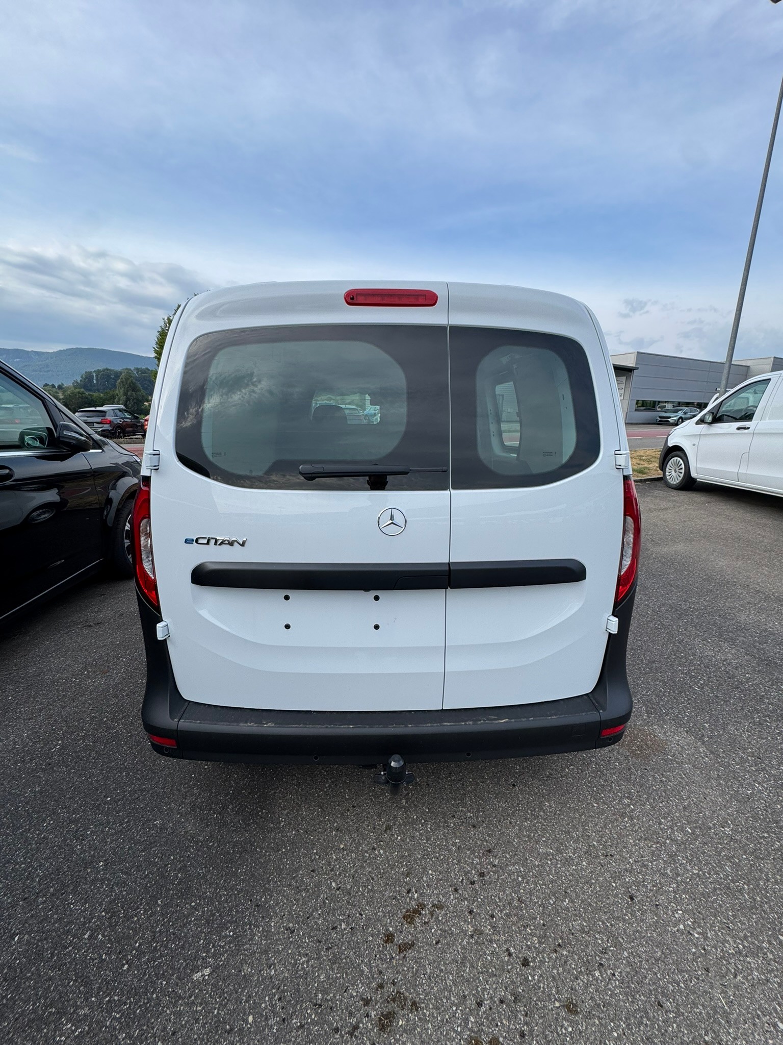 MERCEDES-BENZ eCitan 45kWh Base-image-4