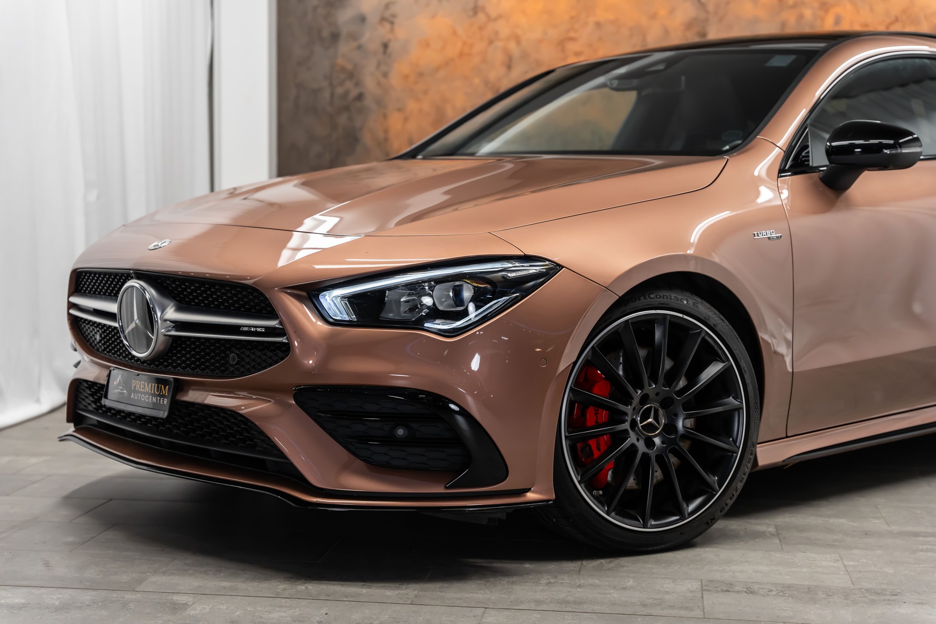MERCEDES-BENZ CLA 35 AMG 4Matic 7G-DCT *Manufaktur*Aerodynamik-Plus*Panorama*360*-image-2