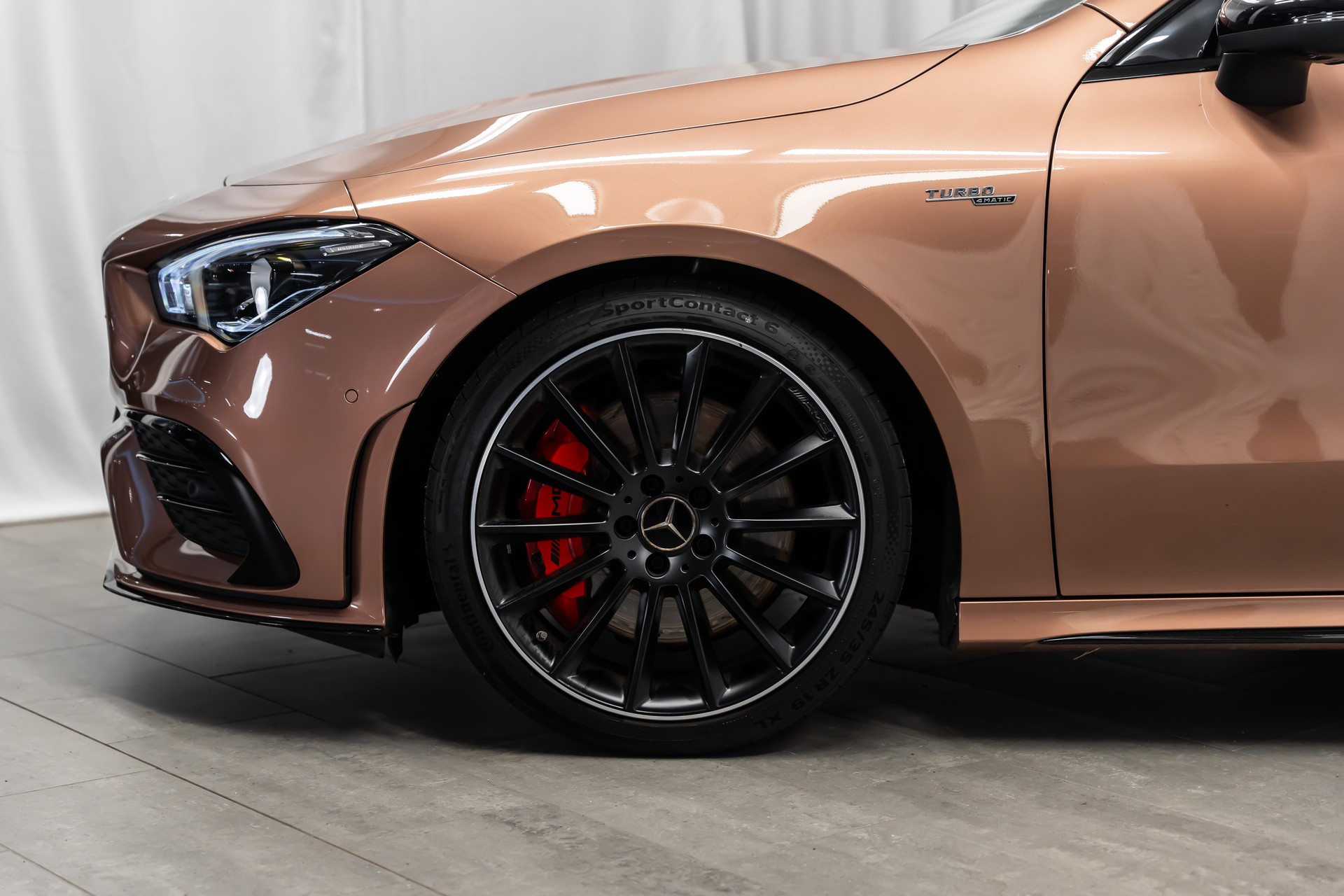 MERCEDES-BENZ CLA 35 AMG 4Matic 7G-DCT *Manufaktur*Aerodynamik-Plus*Panorama*360*-image-3