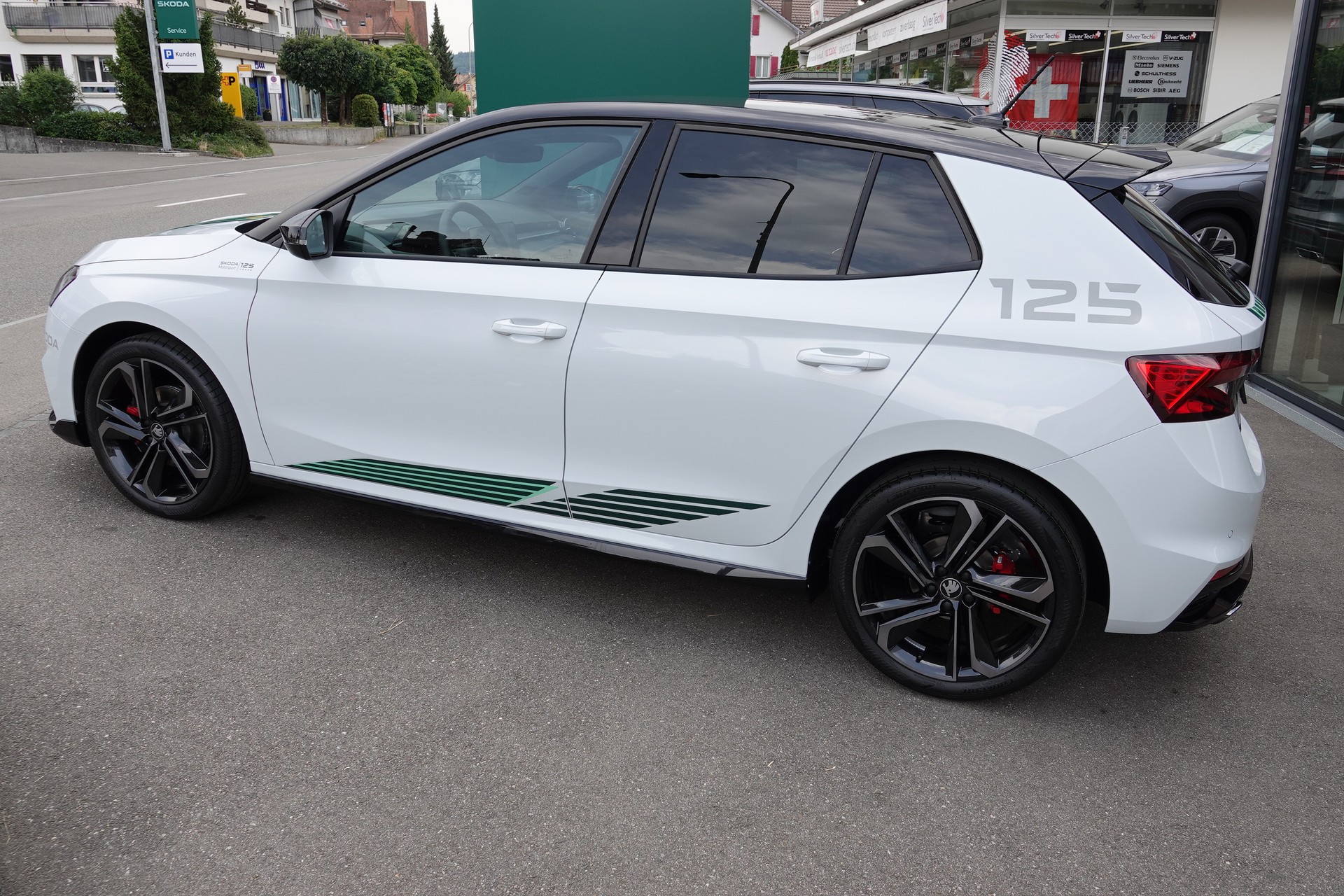 SKODA Fabia 1.5 TSI Motorsport Edition DSG-image-5