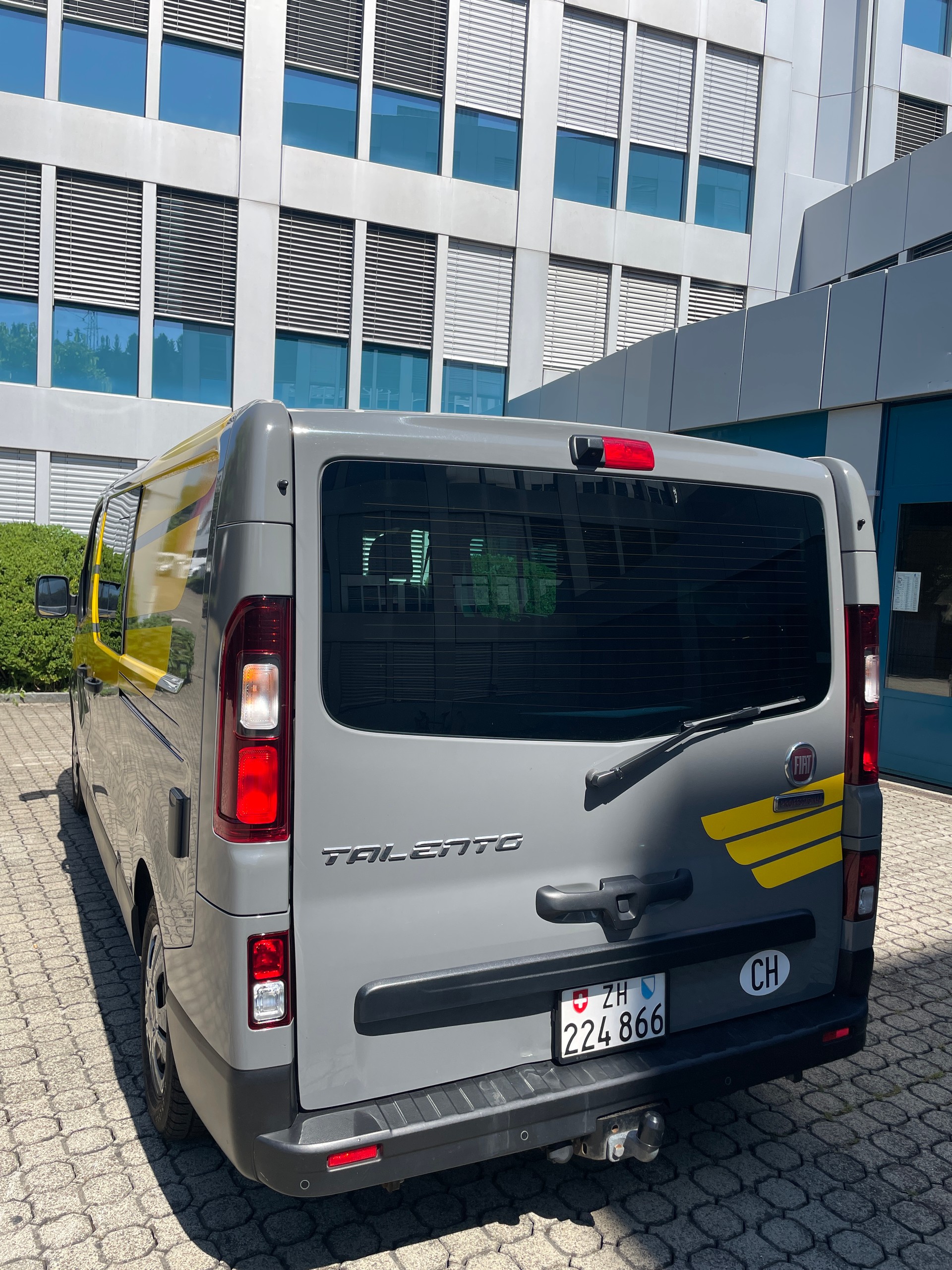 FIAT Talento Yellow Camper 1.6 EJ 125-image-2