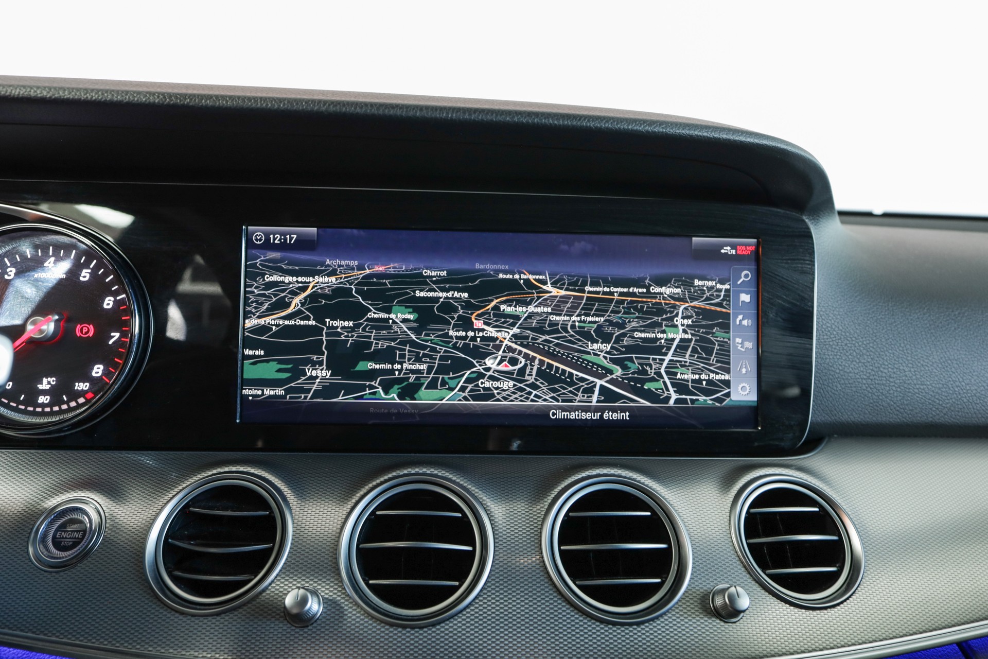 MERCEDES-BENZ E 200 Avantgarde 4 Matic 9G-Tronic-image-14