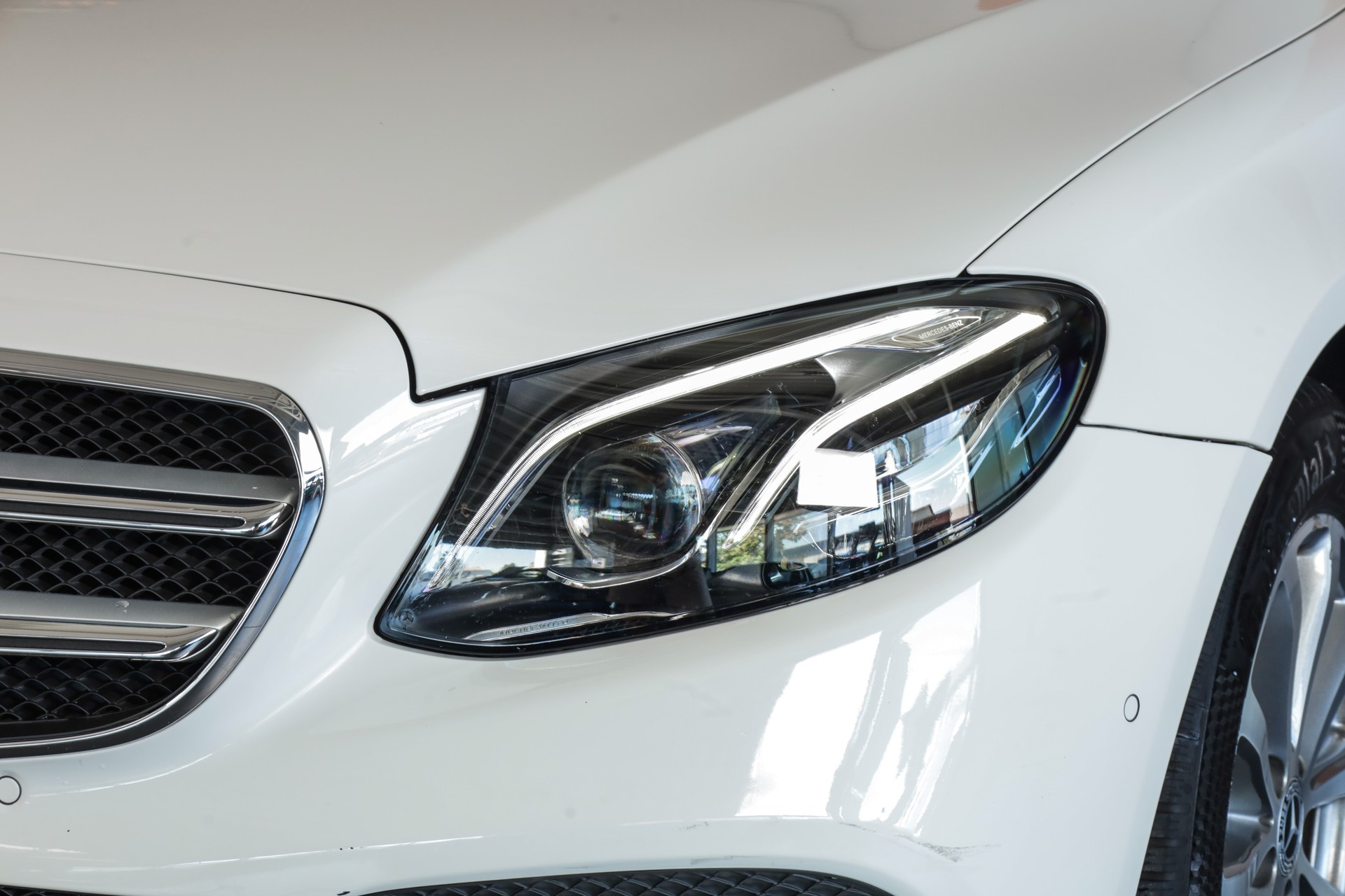MERCEDES-BENZ E 200 Avantgarde 4 Matic 9G-Tronic-image-6