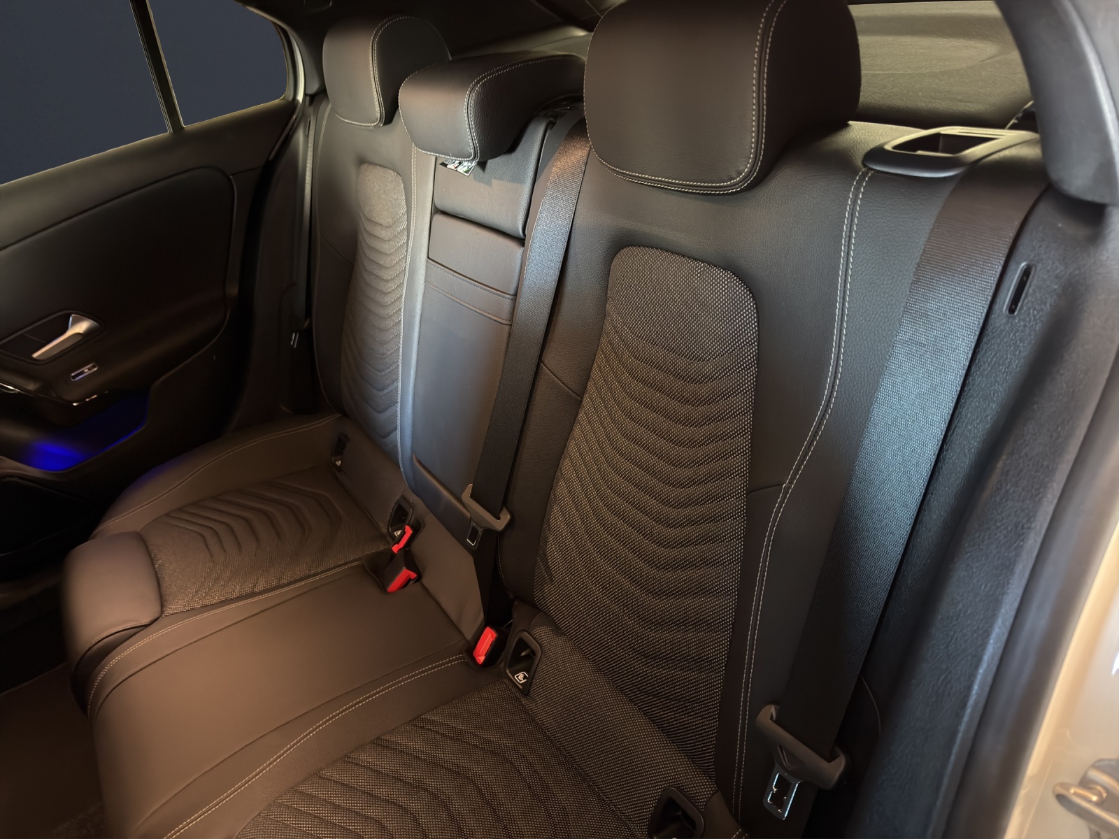 MERCEDES-BENZ A 200 Style-image-15