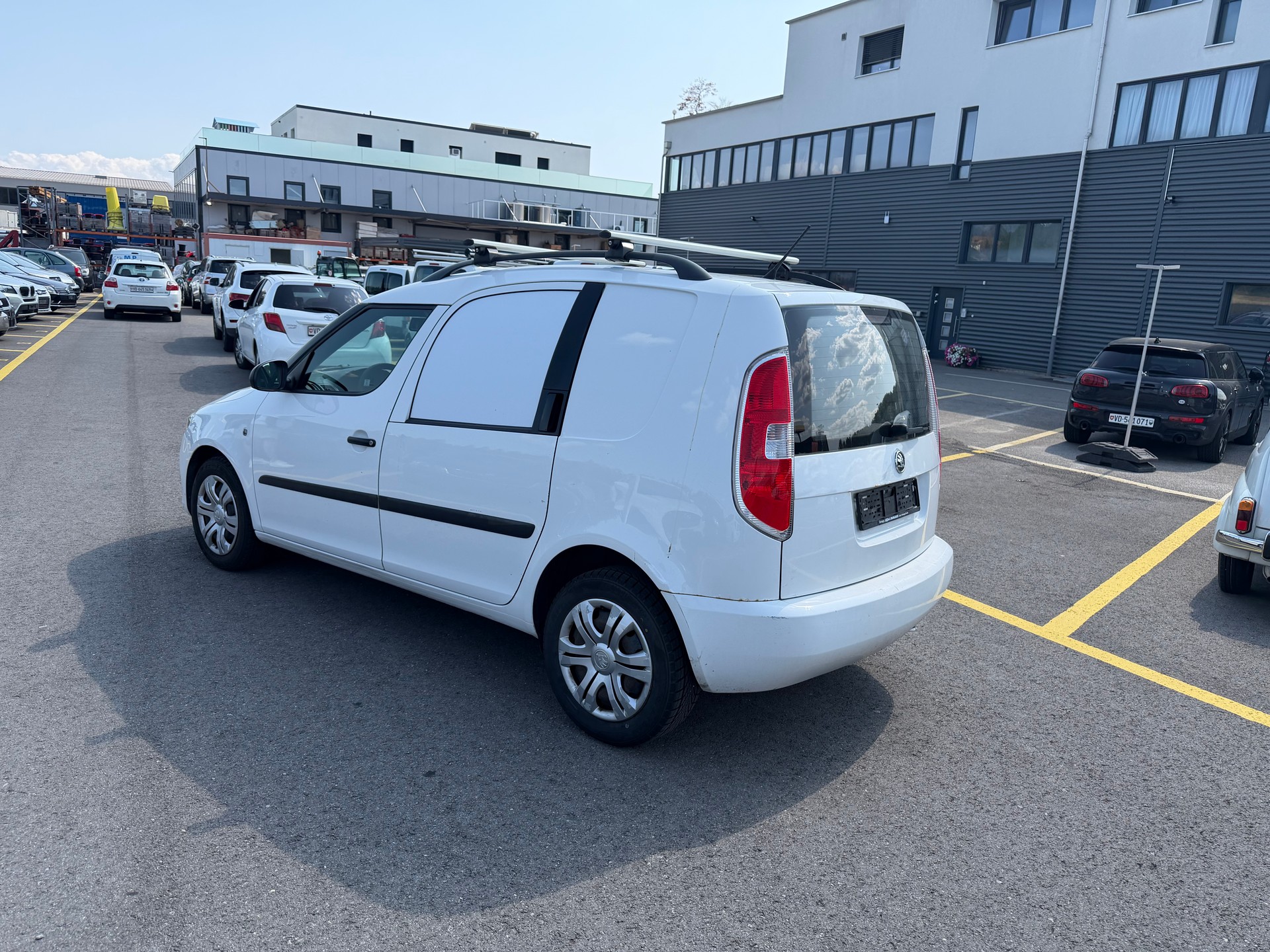 SKODA Praktik 1.2 HTP-image-3