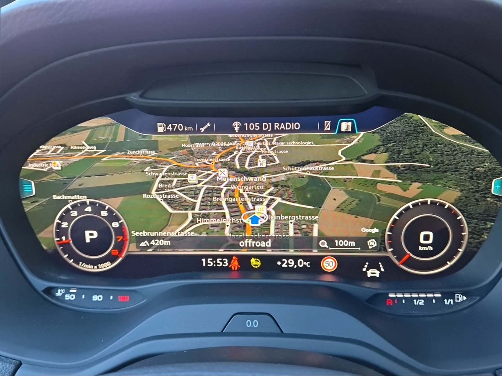 AUDI Q2 40 TFSI S line Attraction quattro S-tronic Daytonagrau Perleffekt-image-11