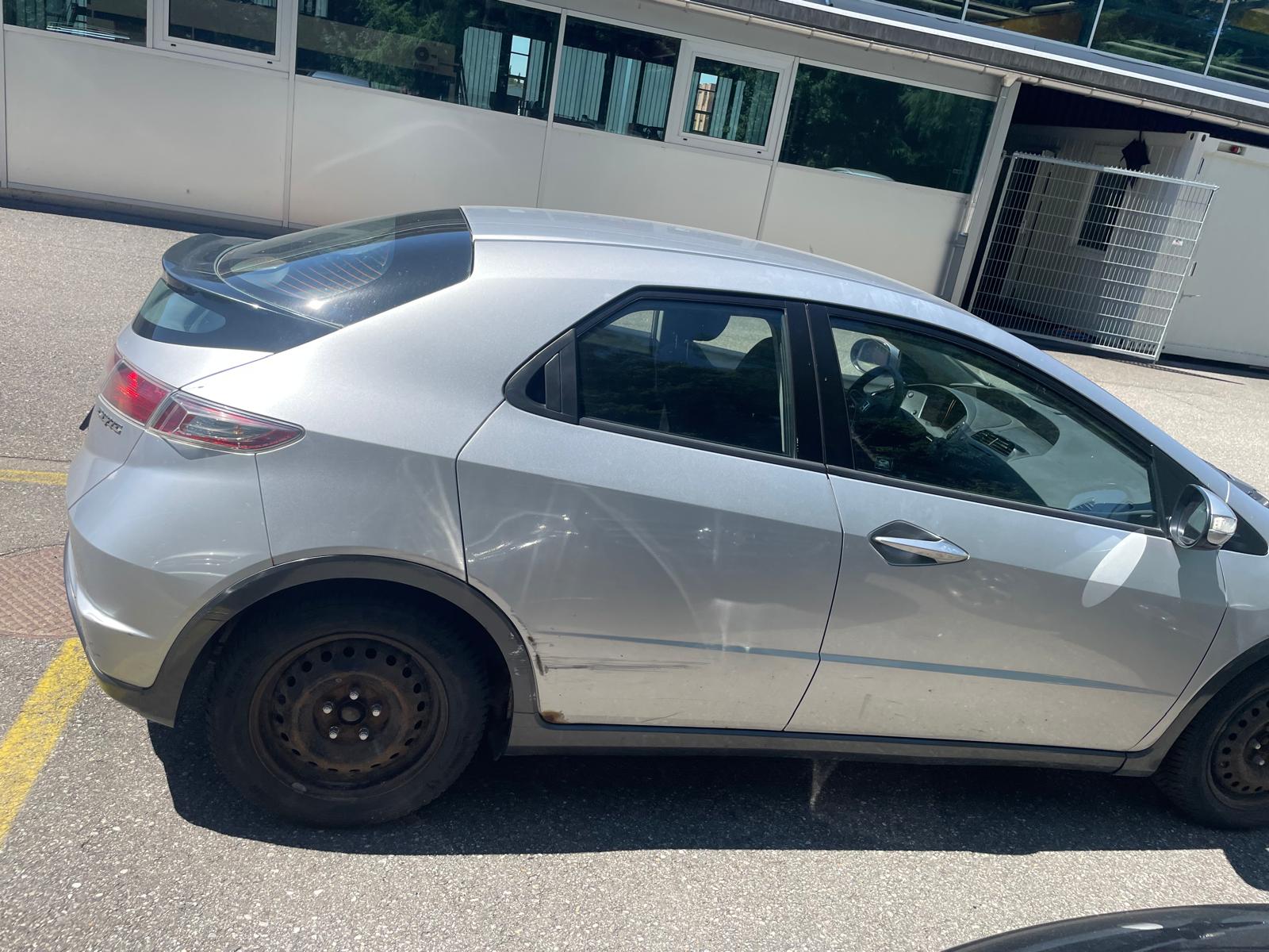 HONDA Civic 1.4i Comfort-image-3