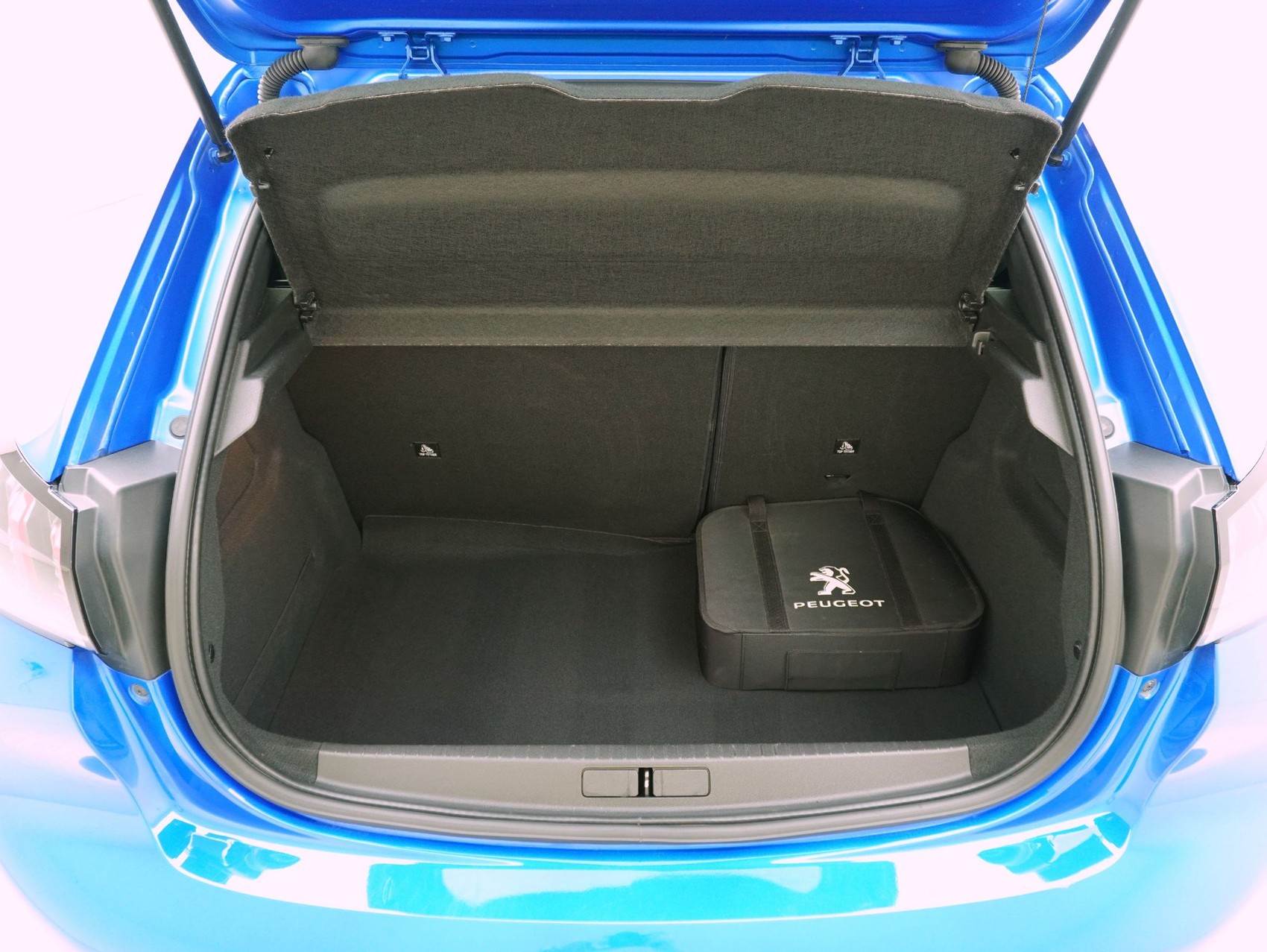 PEUGEOT 208 e-GT Pack-image-10