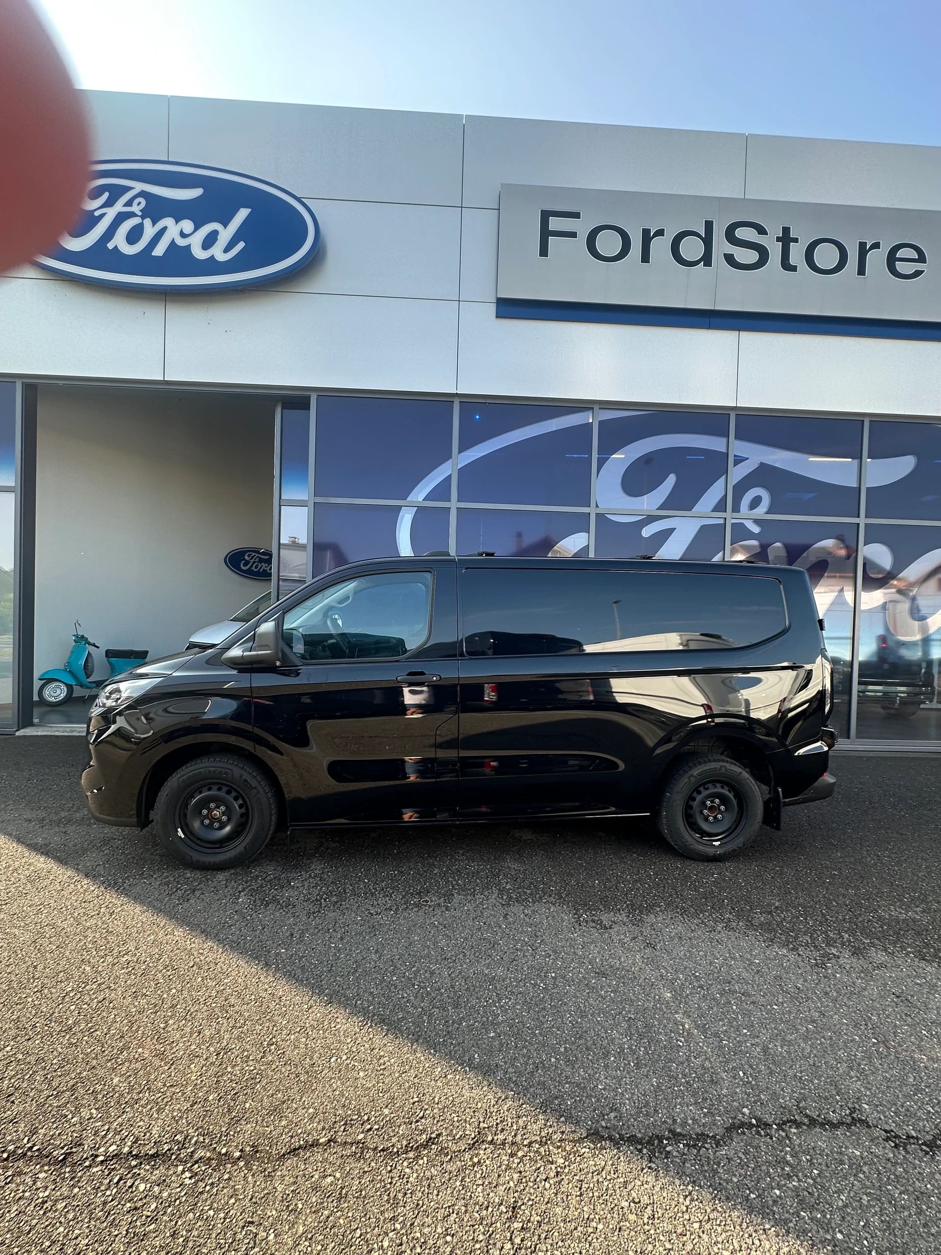 FORD Transit Custom Van 320 L1 2.0 EcoBl Trend/136CV/Aut.-image-2