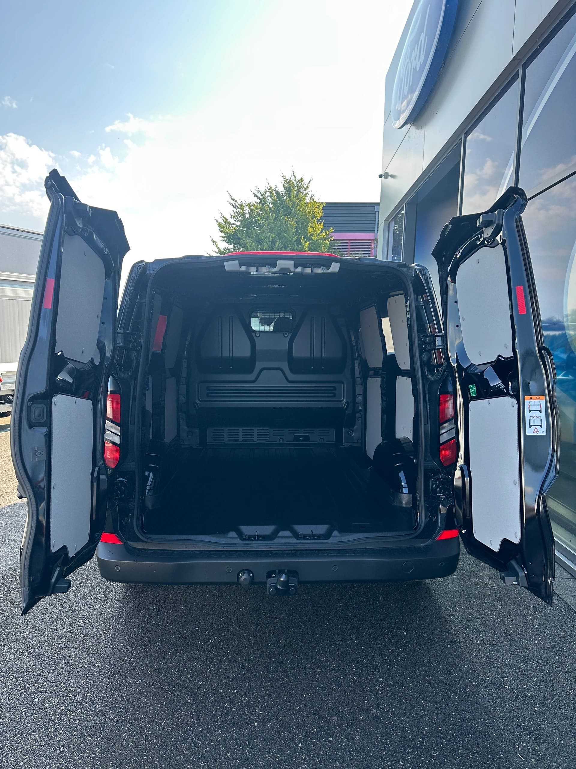 FORD Transit Custom Van 320 L1 2.0 EcoBl Trend/136CV/Aut.-image-5