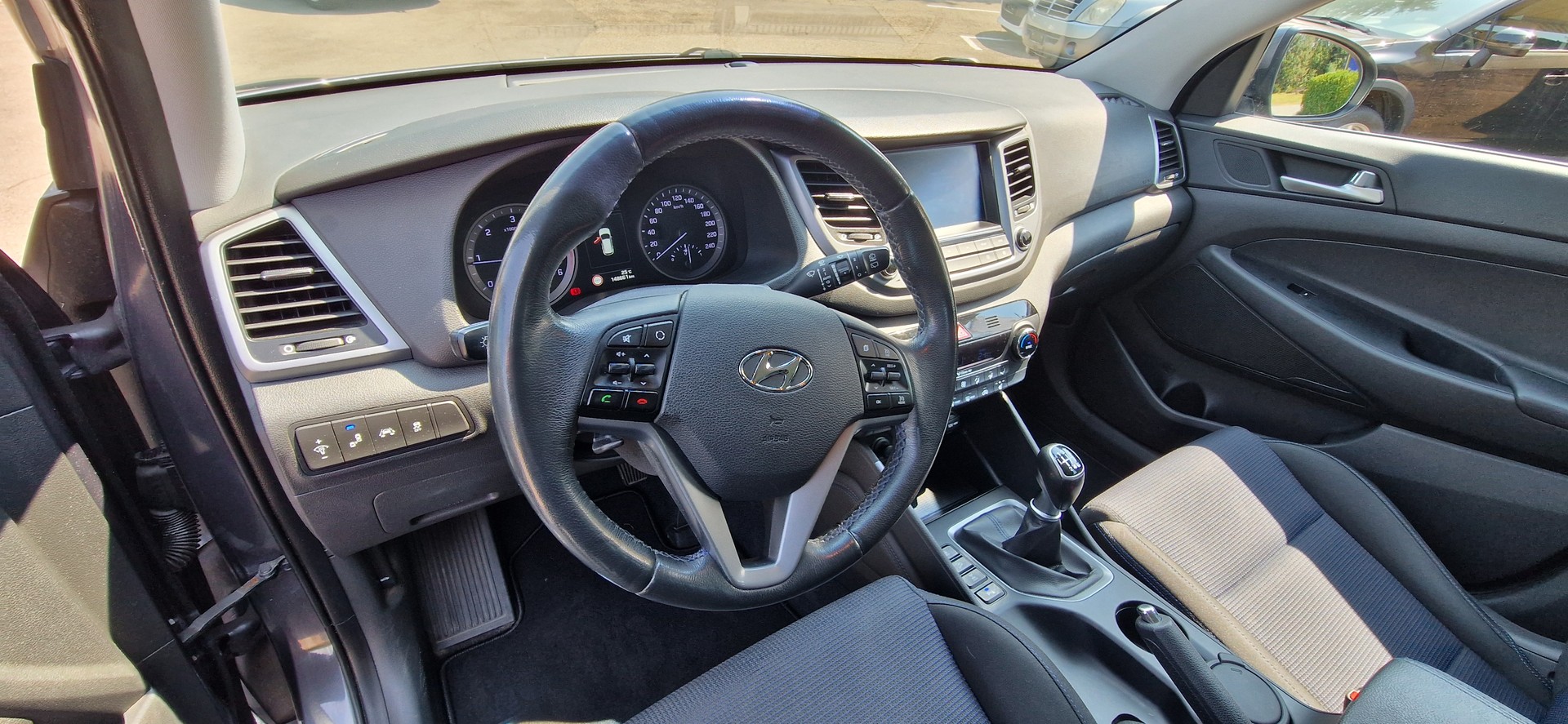 HYUNDAI Tucson 2.0 CRDI Plena 4WD-image-7