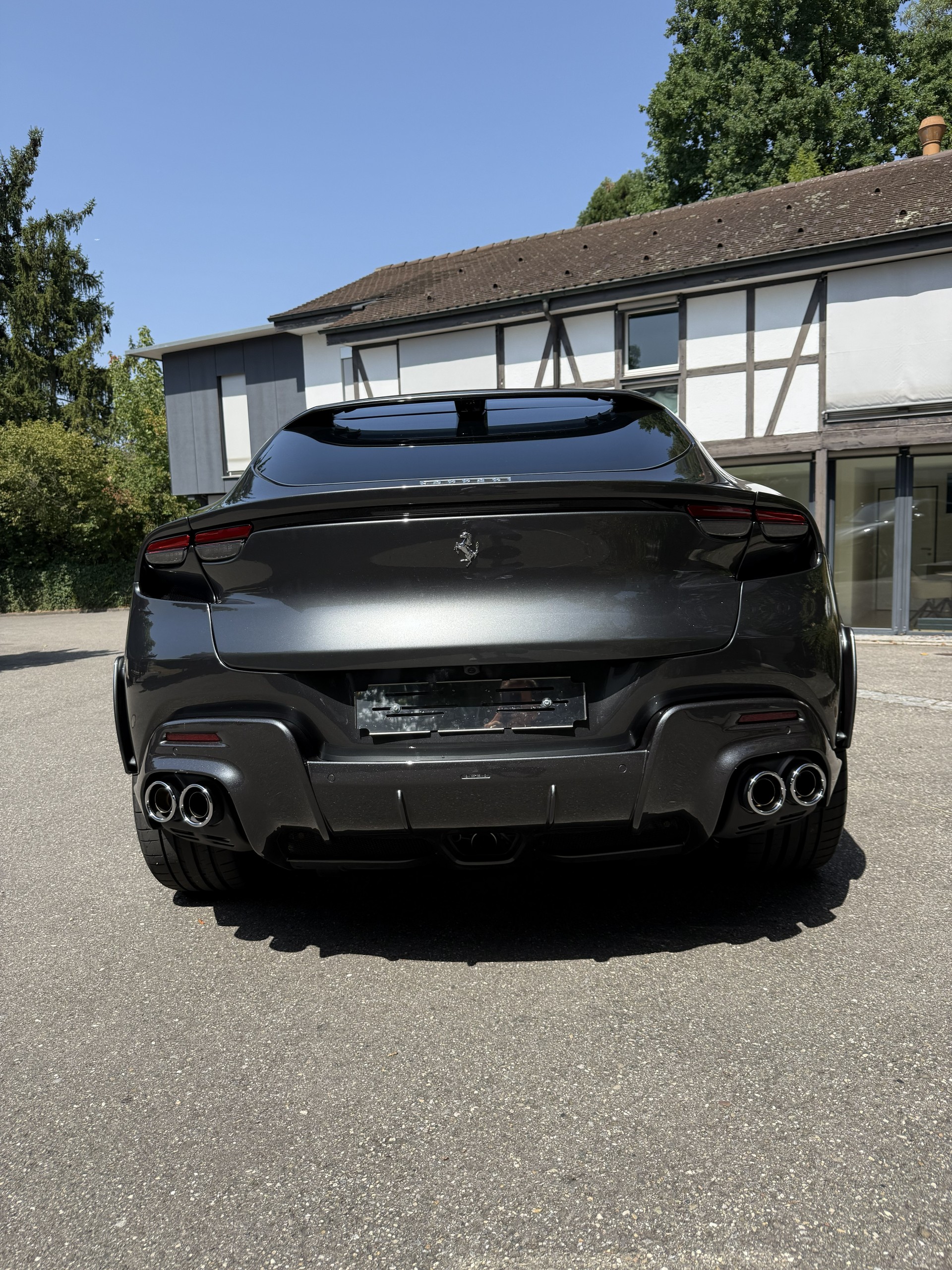 FERRARI 6.5-image-1