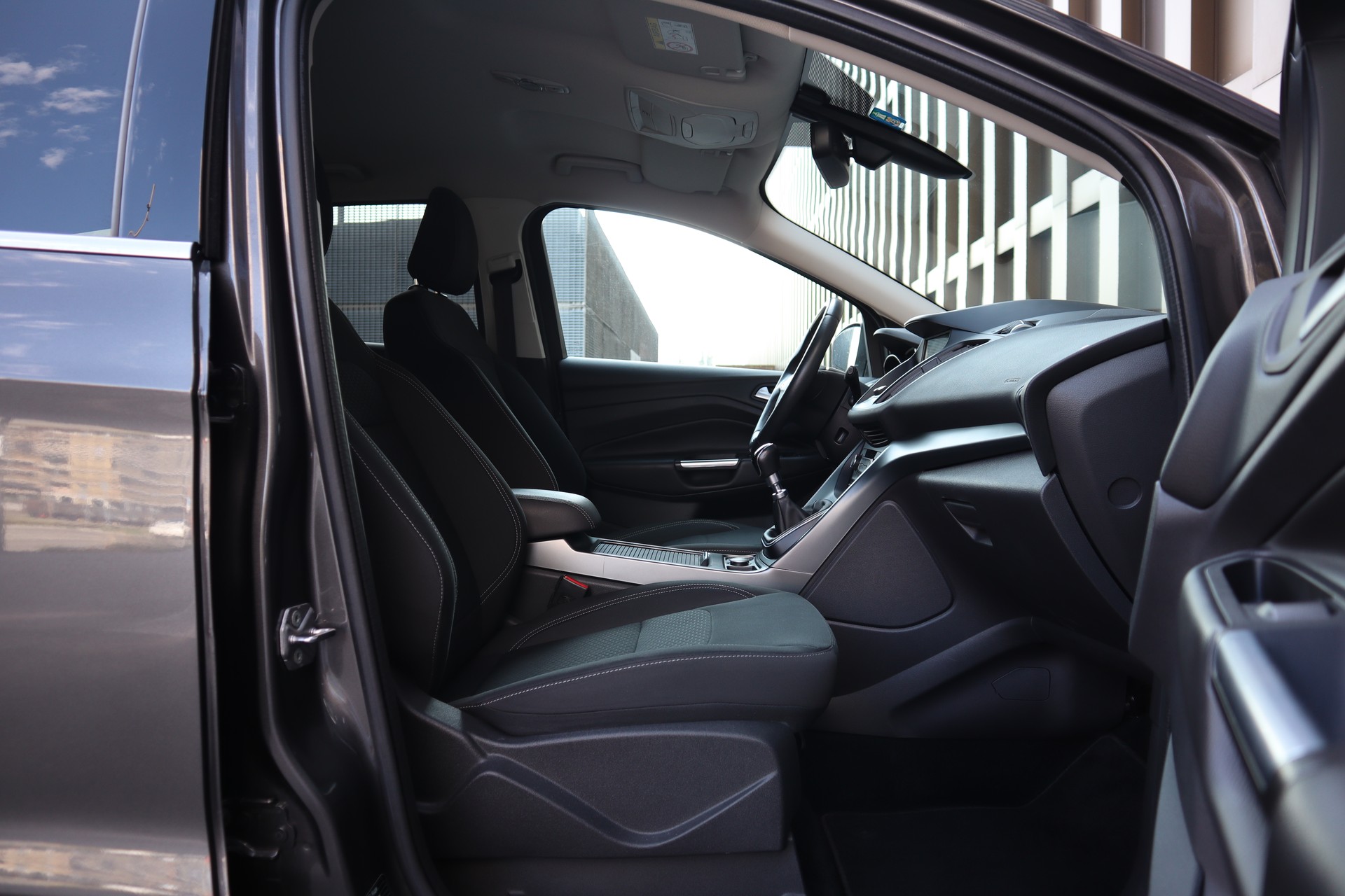 FORD Kuga 2.0 TDCi Business 4WD-image-9