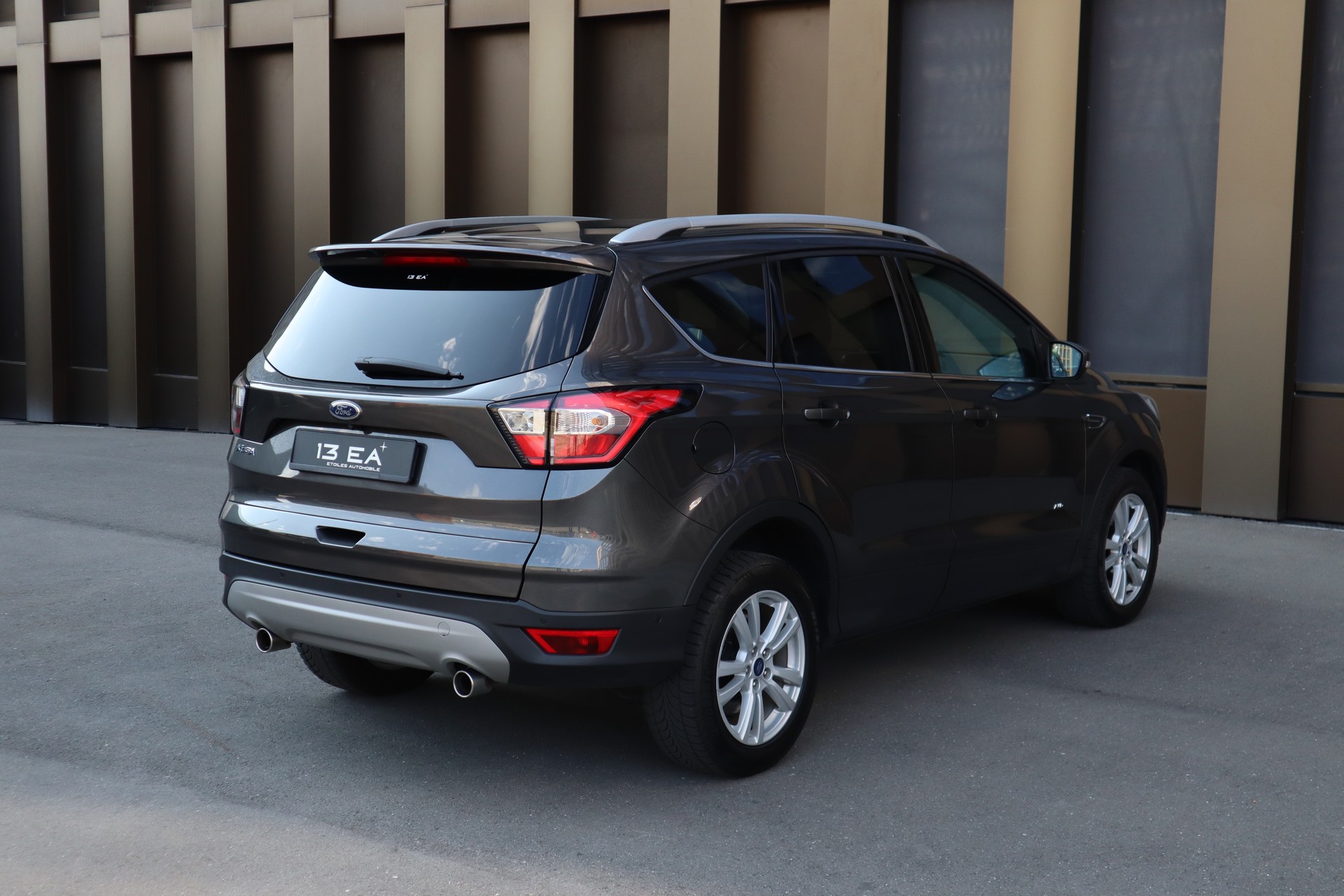 FORD Kuga 2.0 TDCi Business 4WD-image-5
