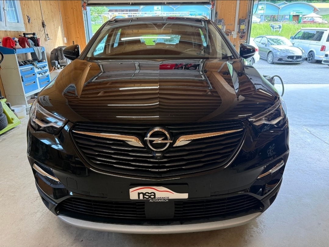 OPEL Grandland X 1.6 Hybrid4 Ultimate Automatik-image-1