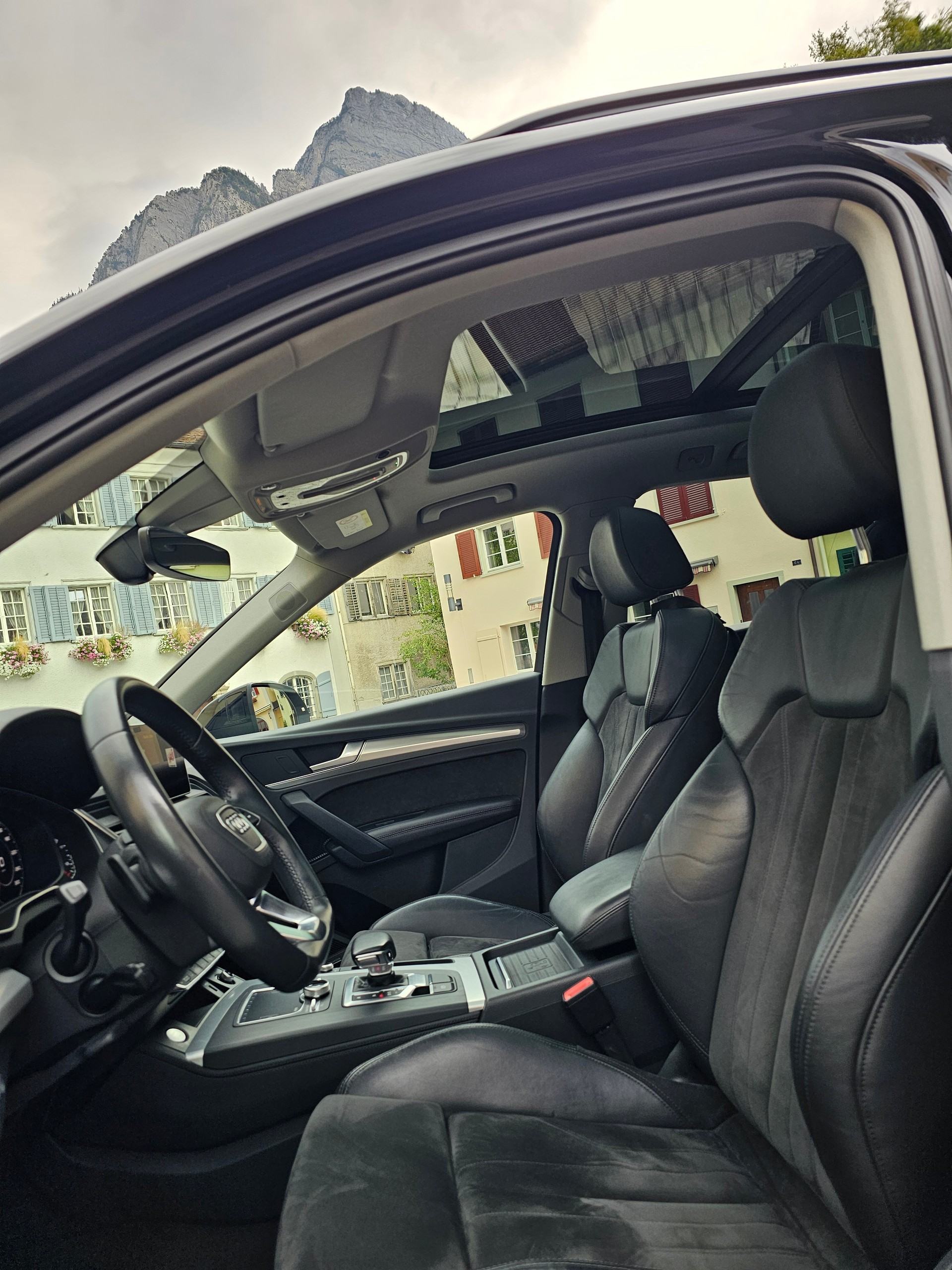 AUDI 2.0 40 TDI Sport qu. S-Tronic-image-4