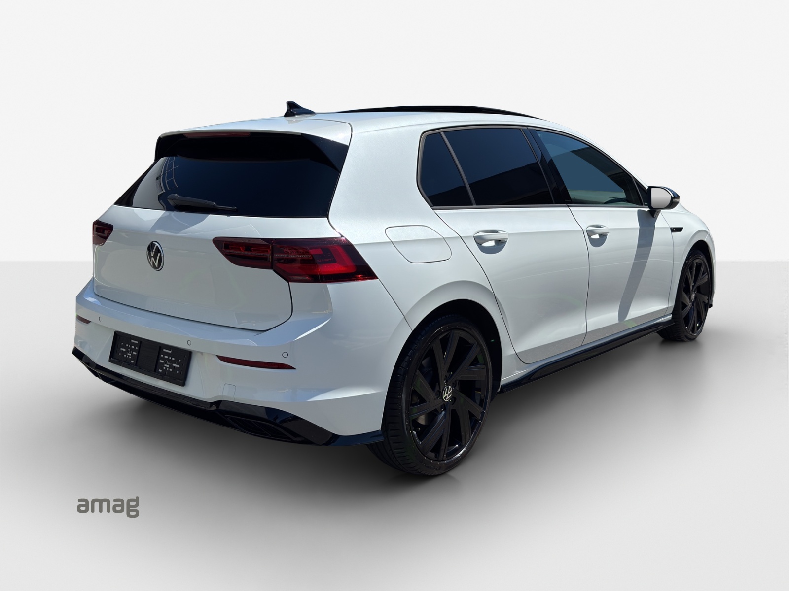 VW Golf 2.0 TSI R-Line DSG 4 Motion-image-4