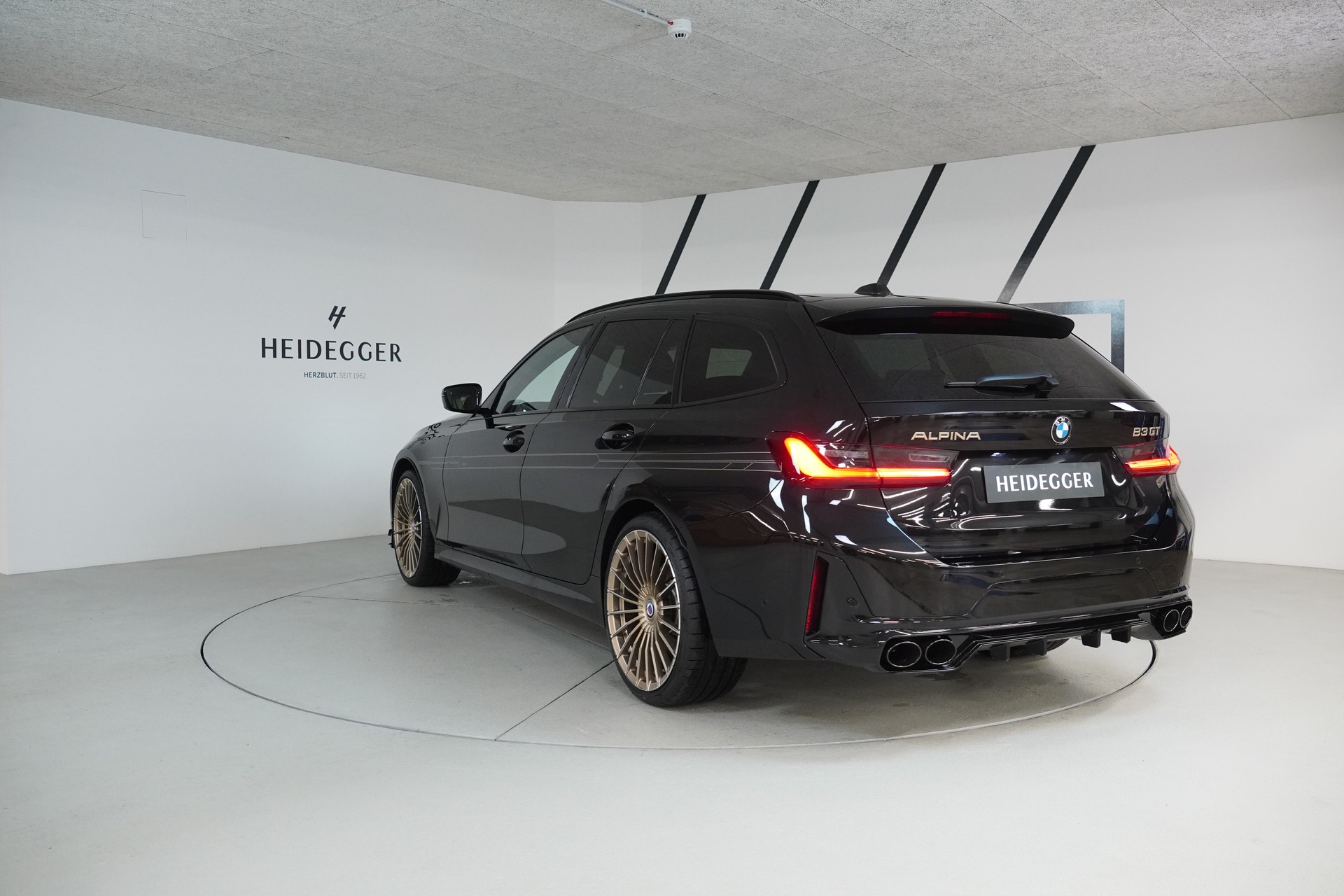 BMW-ALPINA B3 BiTurbo Touring 3.0 xDrive GT Switch-Tronic-image-4