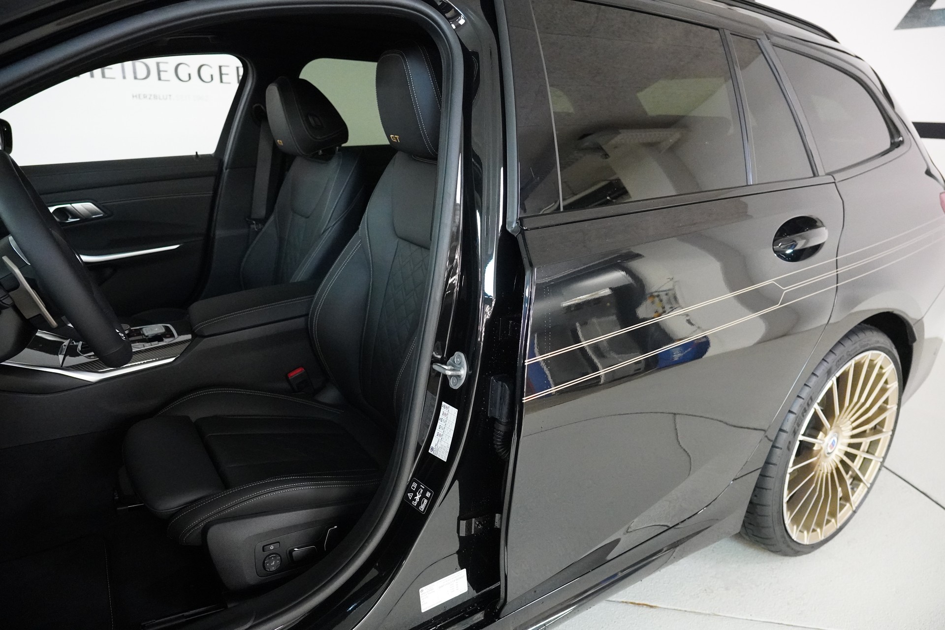BMW-ALPINA B3 BiTurbo Touring 3.0 xDrive GT Switch-Tronic-image-11