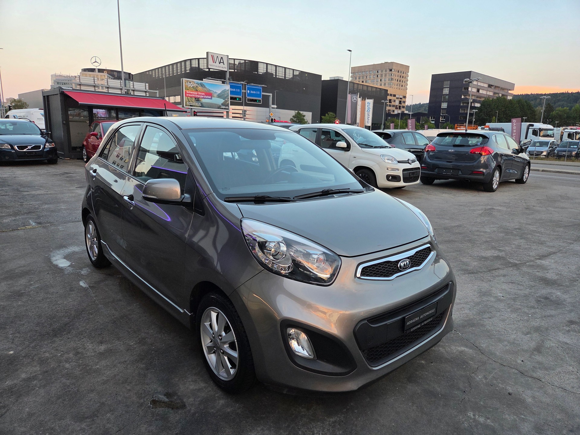 KIA Picanto 1.2 CVVT Style Automatic-image-8