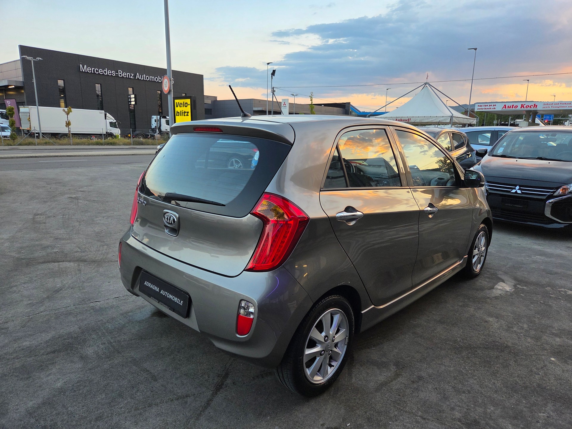 KIA Picanto 1.2 CVVT Style Automatic-image-7