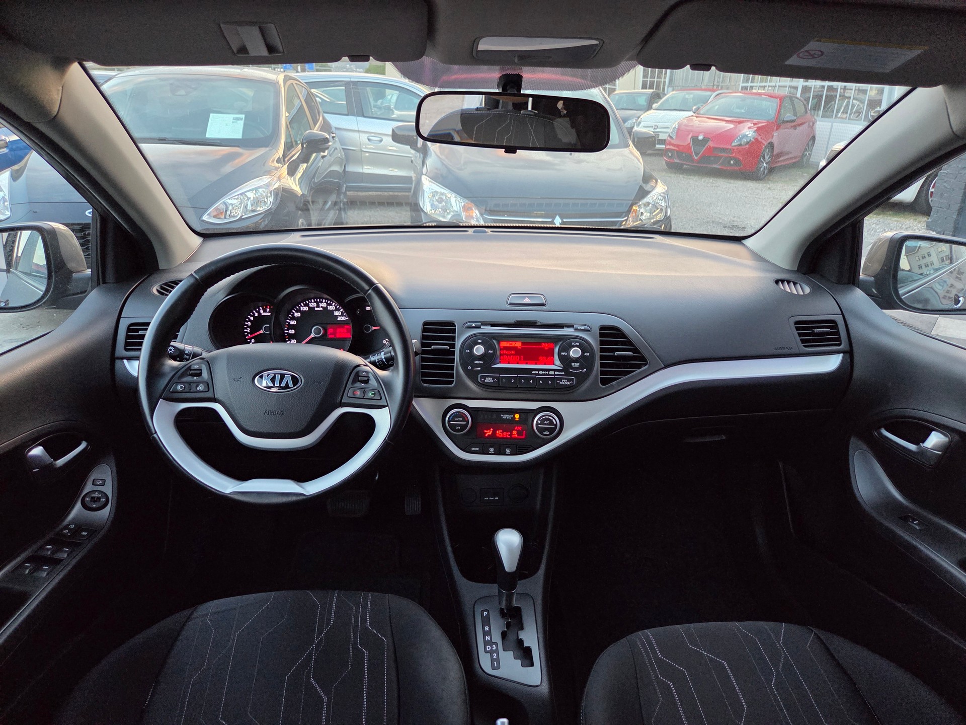 KIA Picanto 1.2 CVVT Style Automatic-image-14