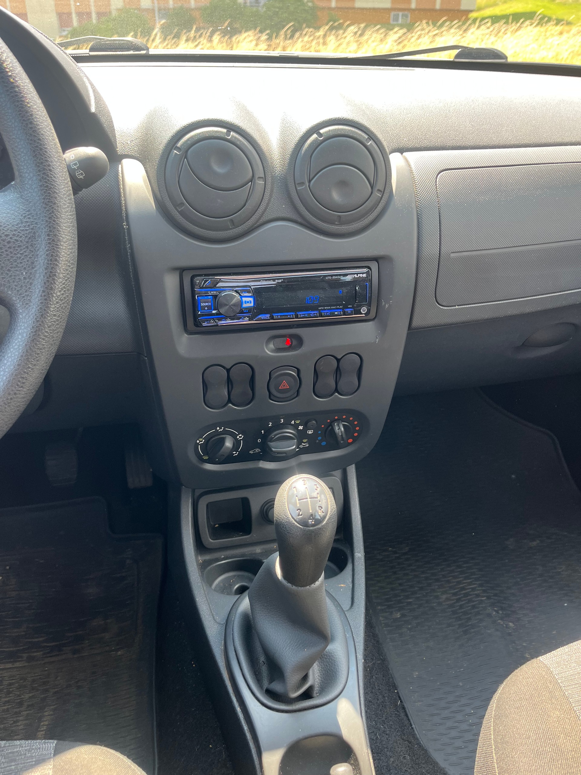DACIA 1.6-image-5
