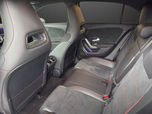 MERCEDES-BENZ A 200 AMG Line 8G 4M-image-6