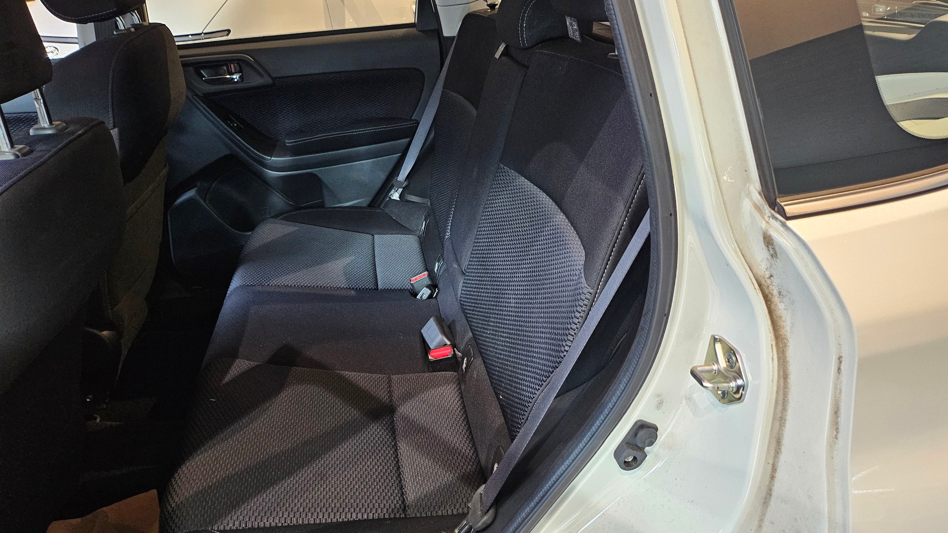 SUBARU Forester 2.0i Swiss 🔥AHK 2000KG🔥-image-22