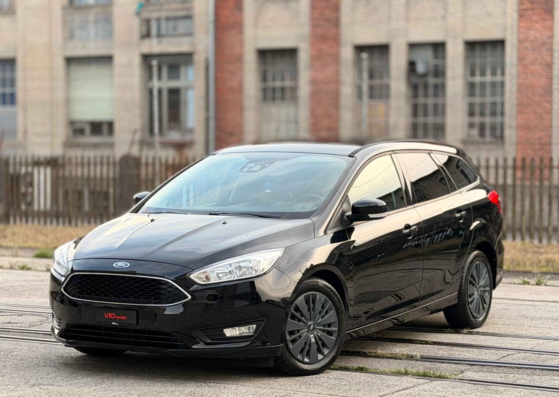 FORD Focus 1.0 SCTi Business Automatic-image-0