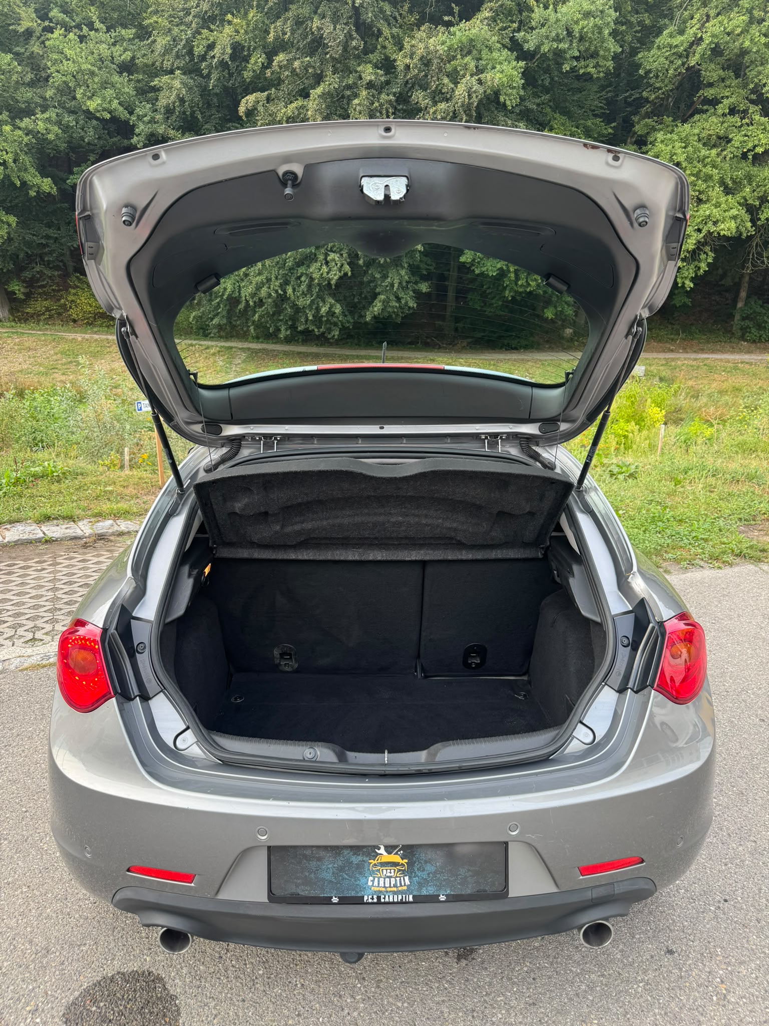 ALFA ROMEO Giulietta 2.0 JTDM Distinctive-image-5